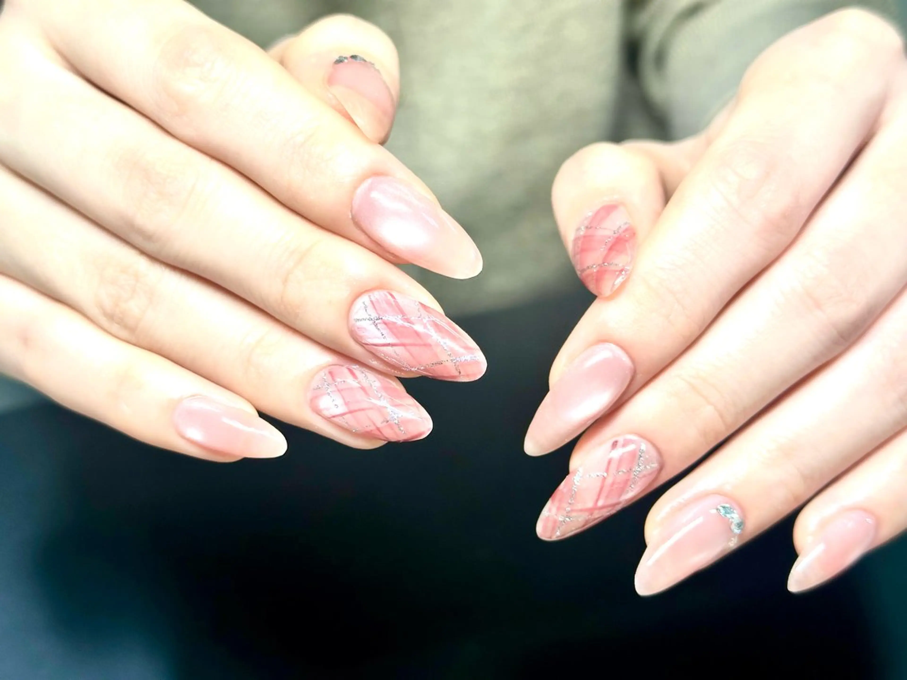 ネイル 韓国ネイル マグネットネイル ニュアンスネイル オフィスネイル ワンカラーネイル May&Way Neilのネイルデザイン