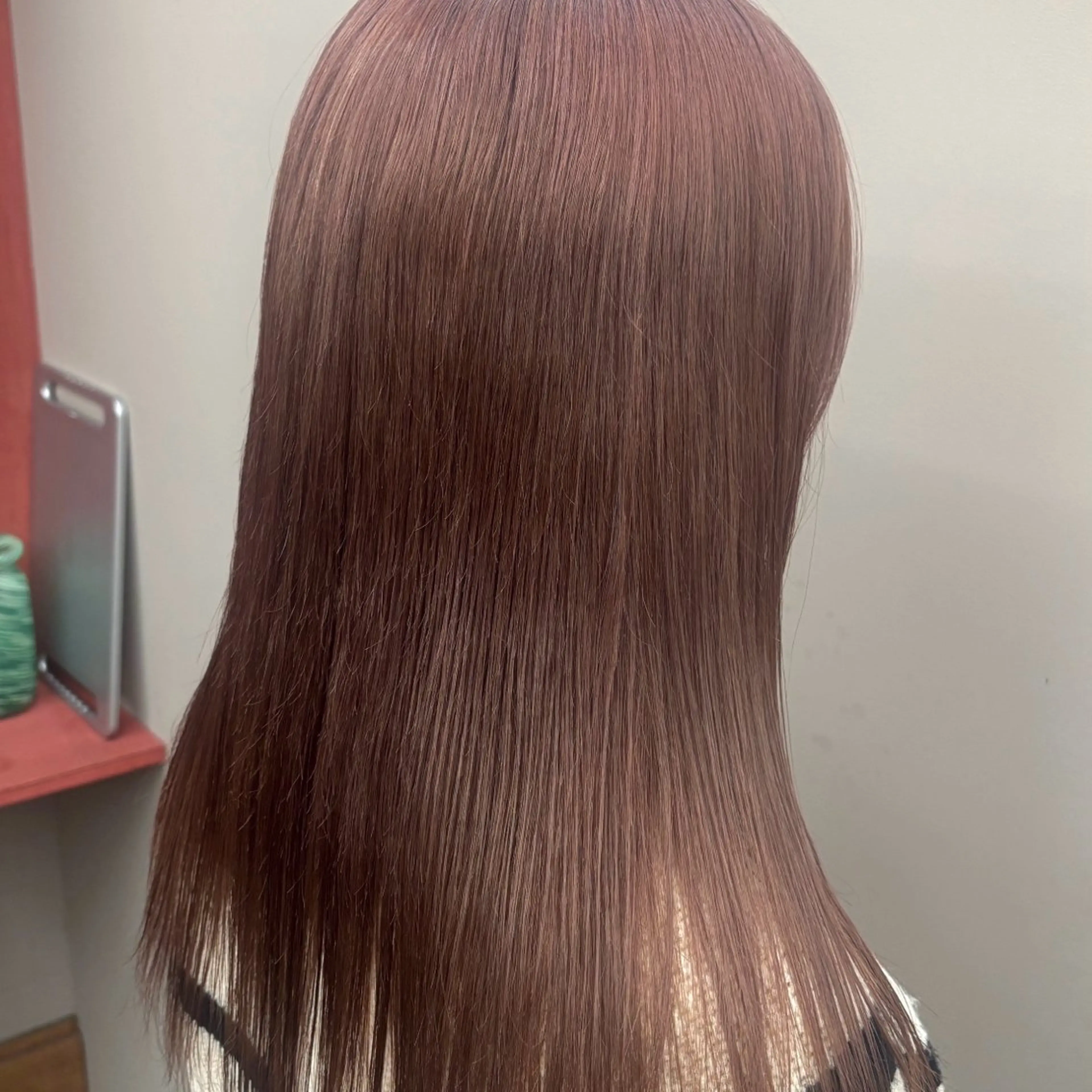 セミロング カラー ブリーチ ヘアカラー HIBIKI / ブリーチモデルのヘアスタイル