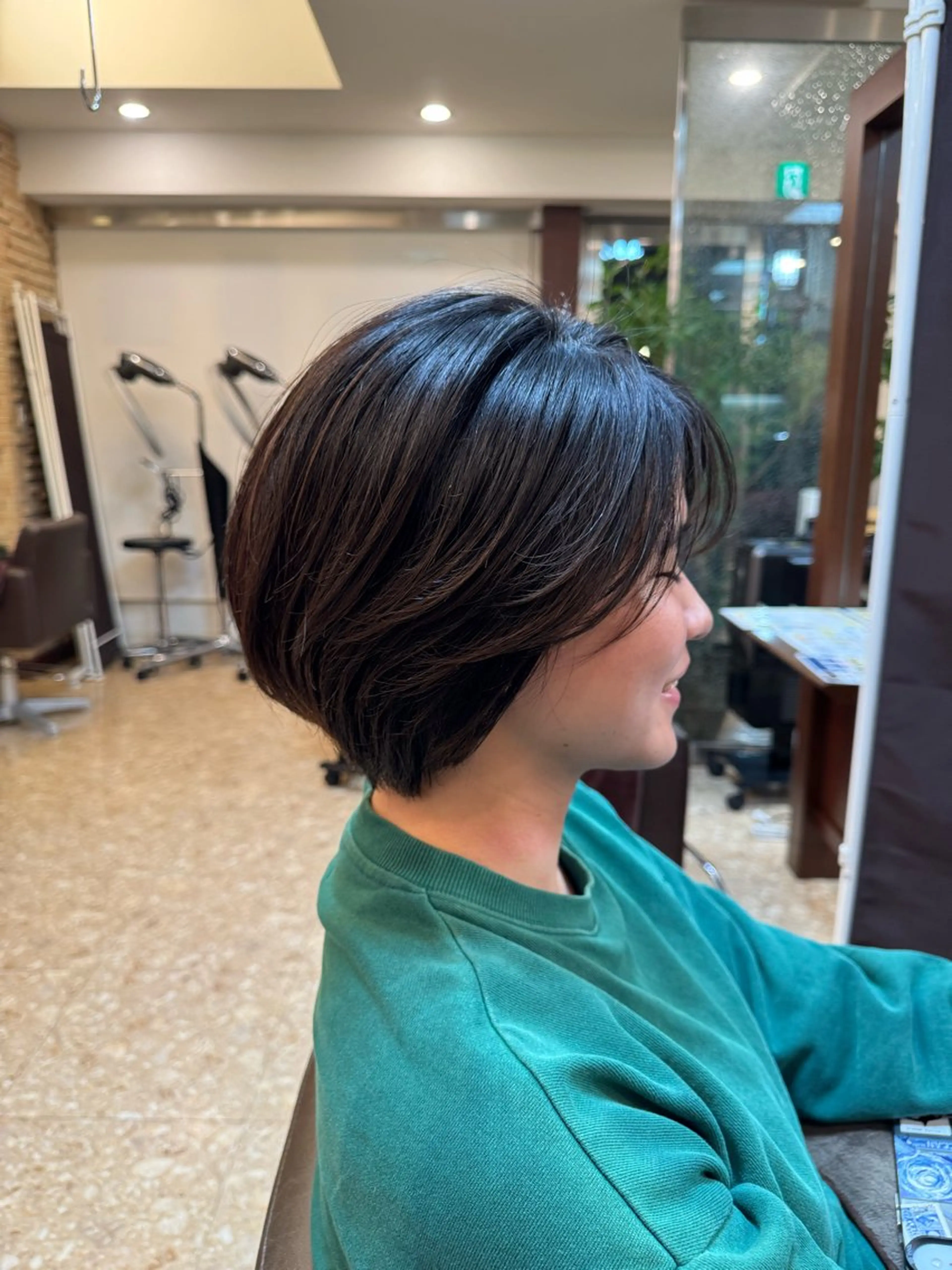 顔周りカット+前髪パーマ✂︎の写真