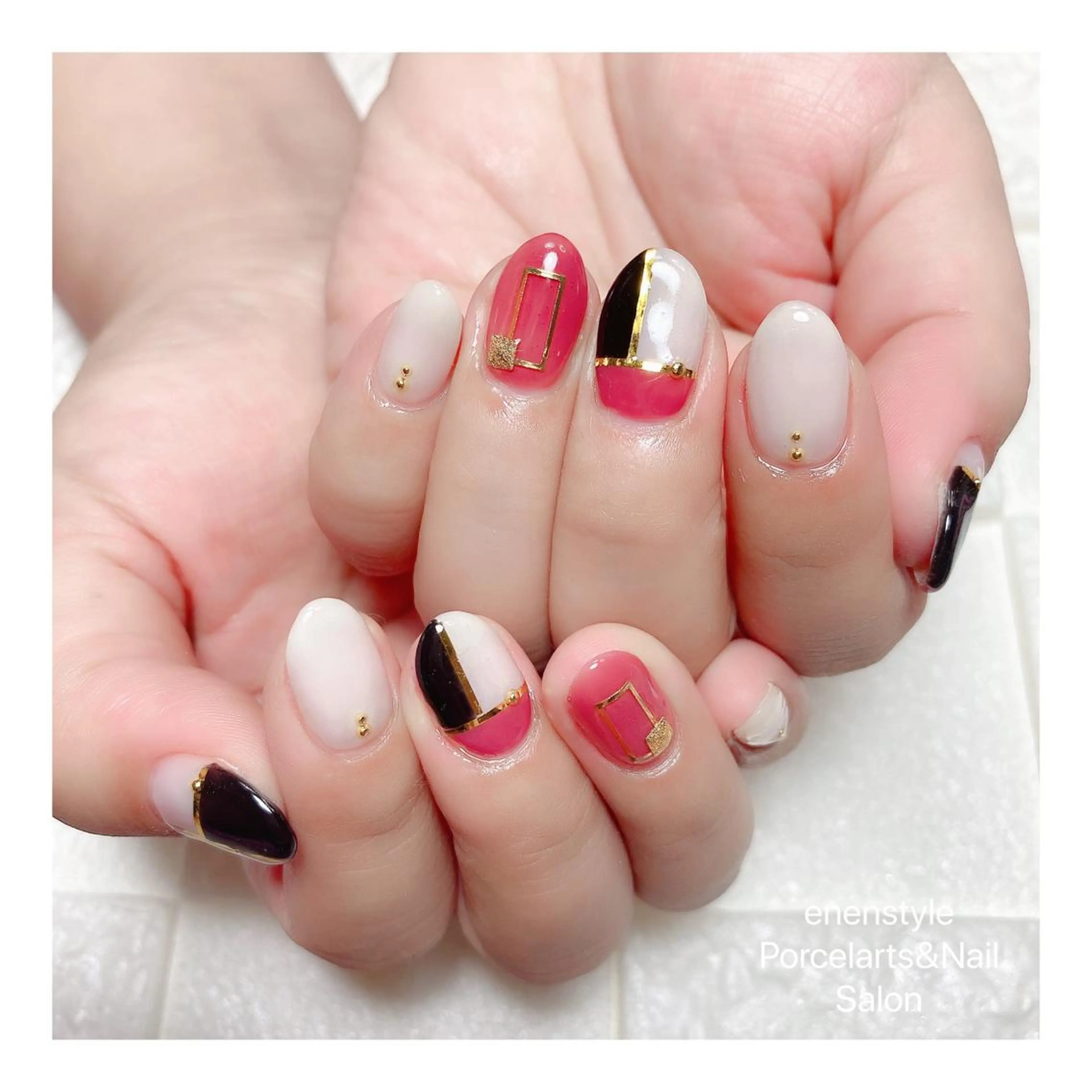 ミディアム ネイル ハンドネイル 👑enen style👑のネイルデザイン