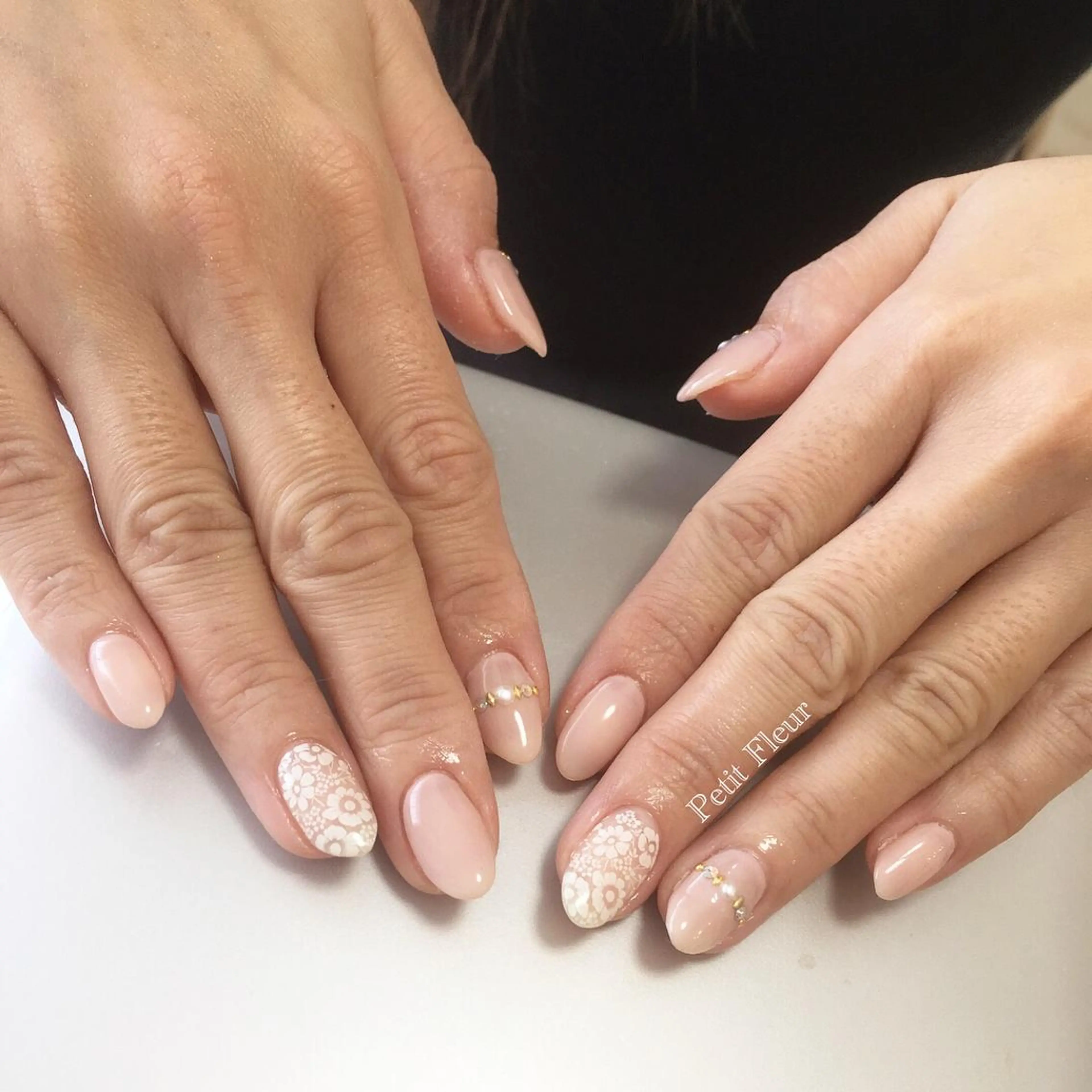 ネイル 春ネイル Petit Fleur所属・青柳 亜梨奈のマツエク・マツパデザイン