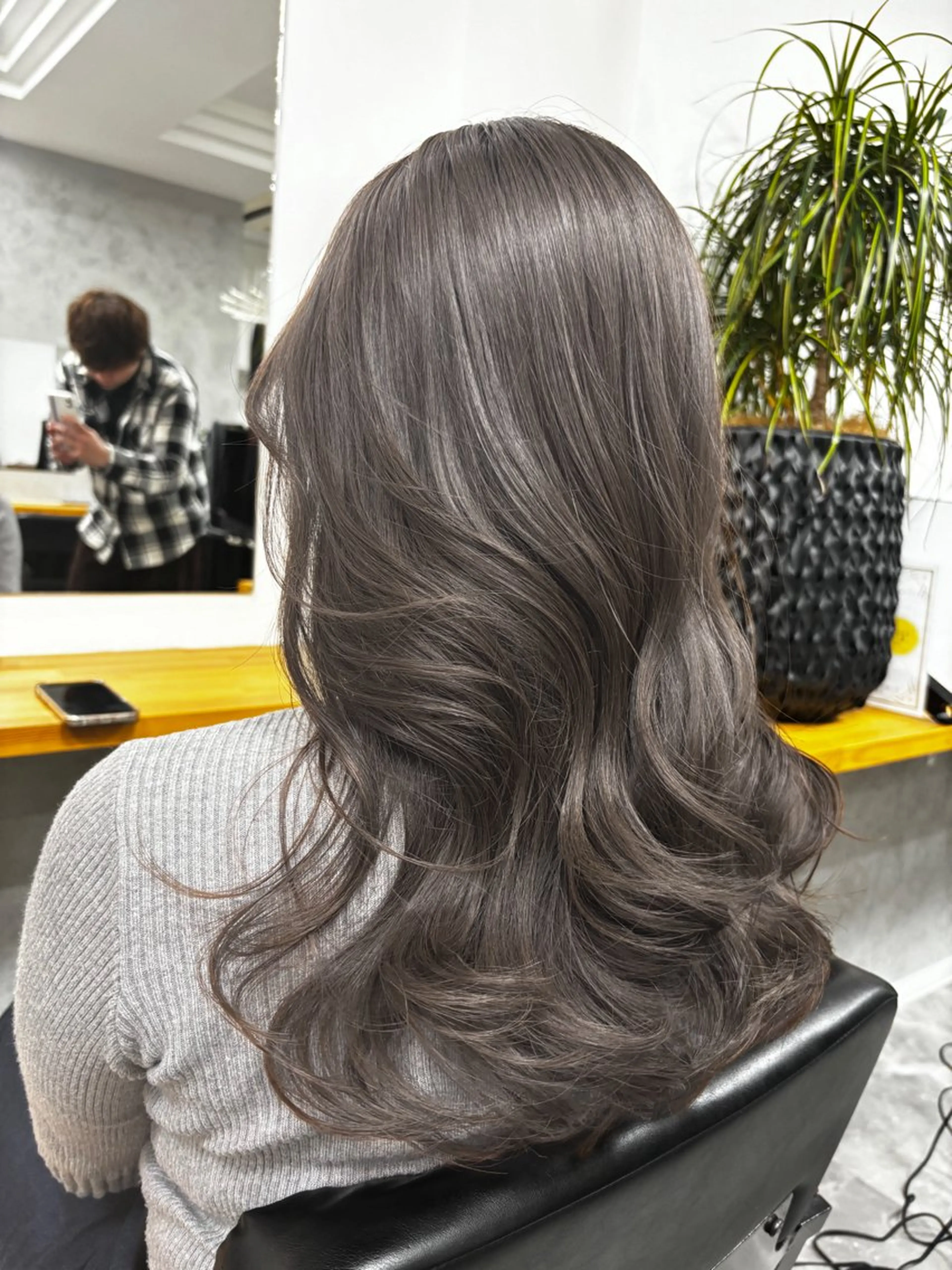ミディアム カラー カット ヘアカラー トリートメント Lino by hoNuaのヘアスタイル