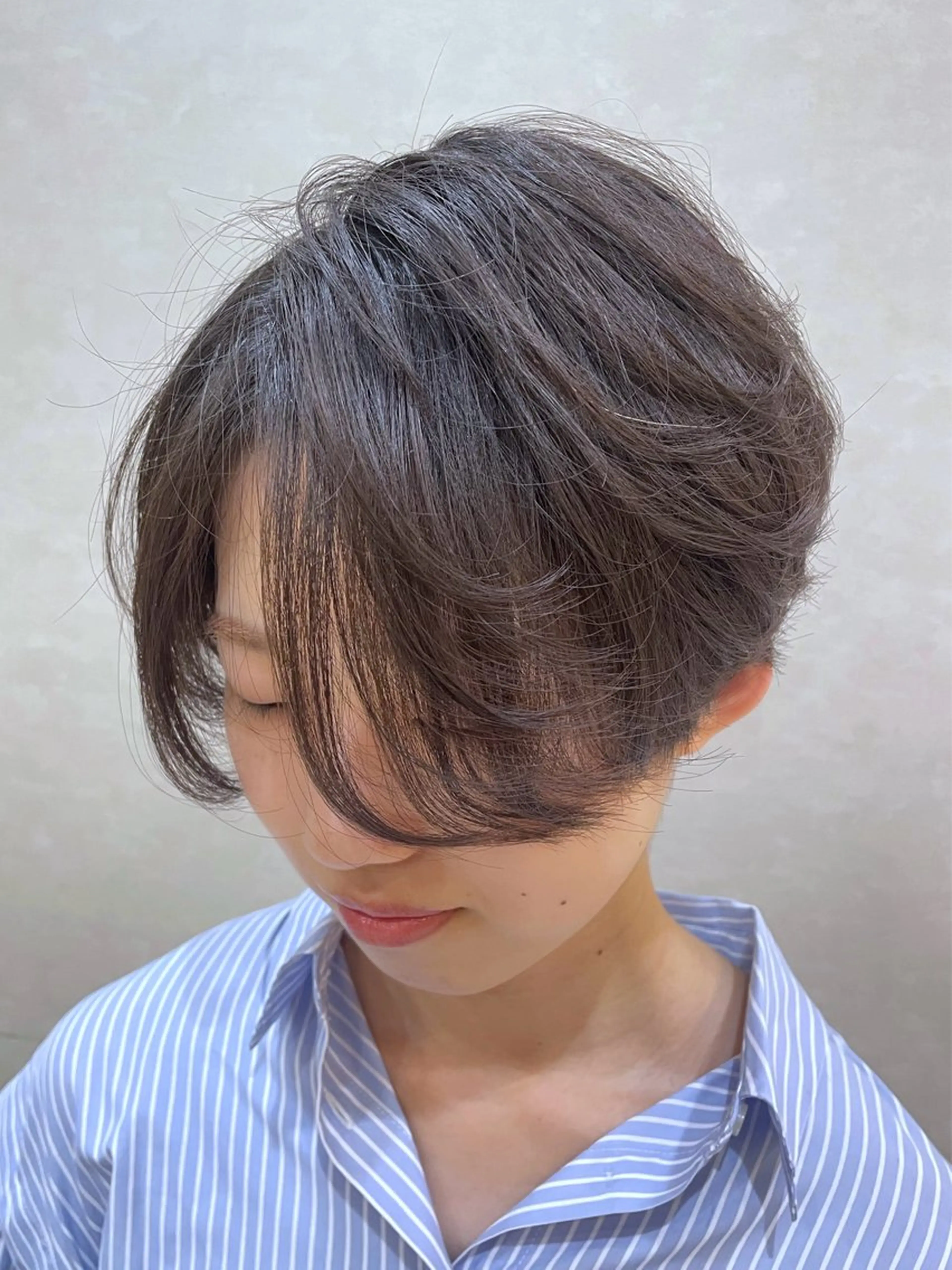 ショート ハンサムショート ショートヘア 小川 泉美のヘアスタイル