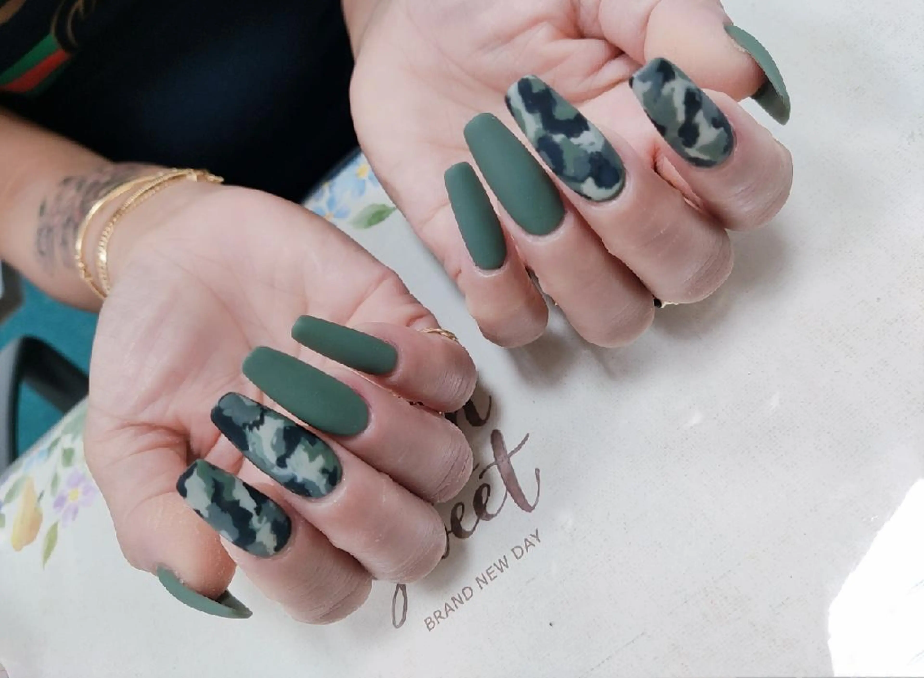 ネイル 横浜市中区曙町 E·U·Bネイルのネイルデザイン