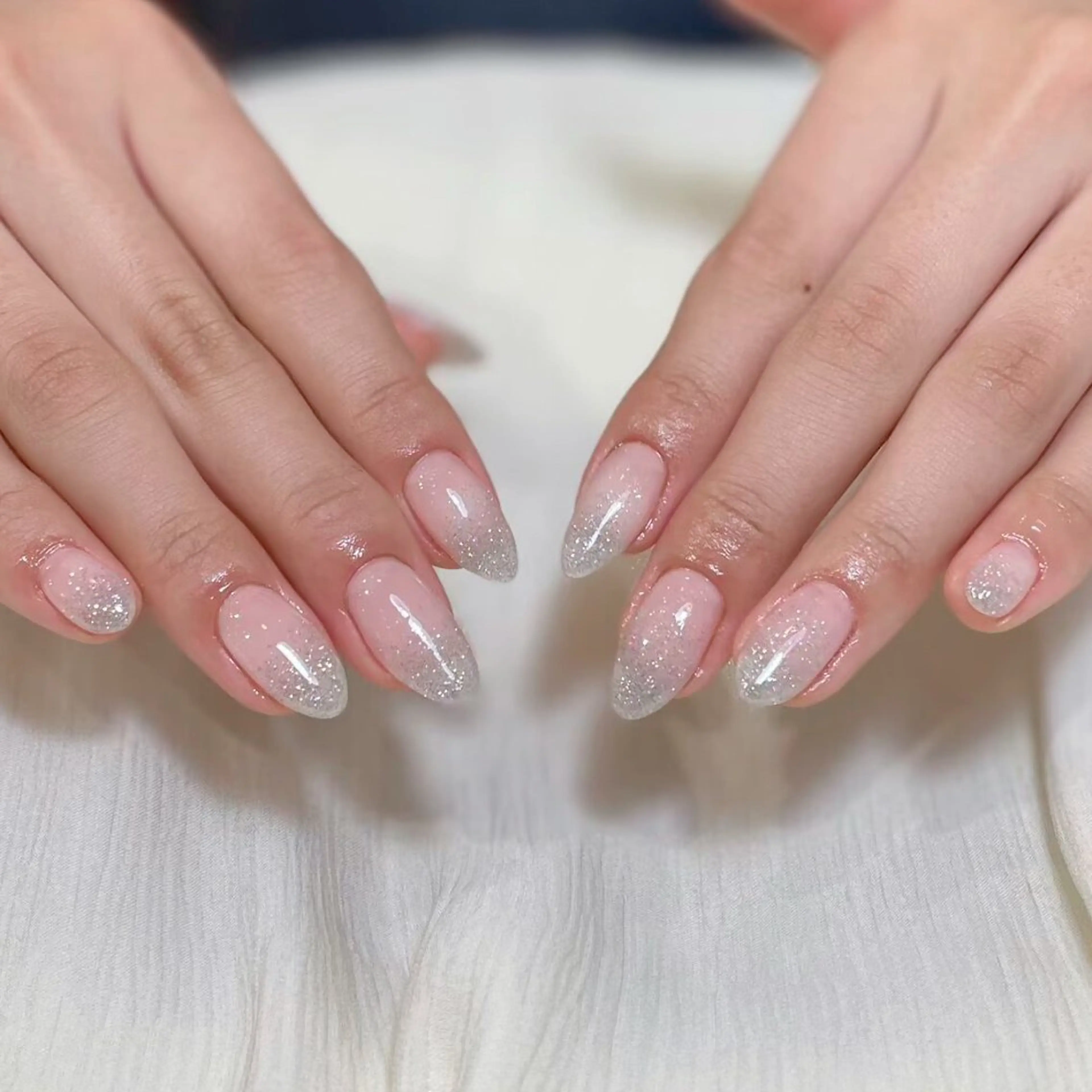 ネイル アートネイル オーロラネイル ガーリー キラキラネイル 韓国ネイル ハンドネイル Una EWAのネイルデザイン