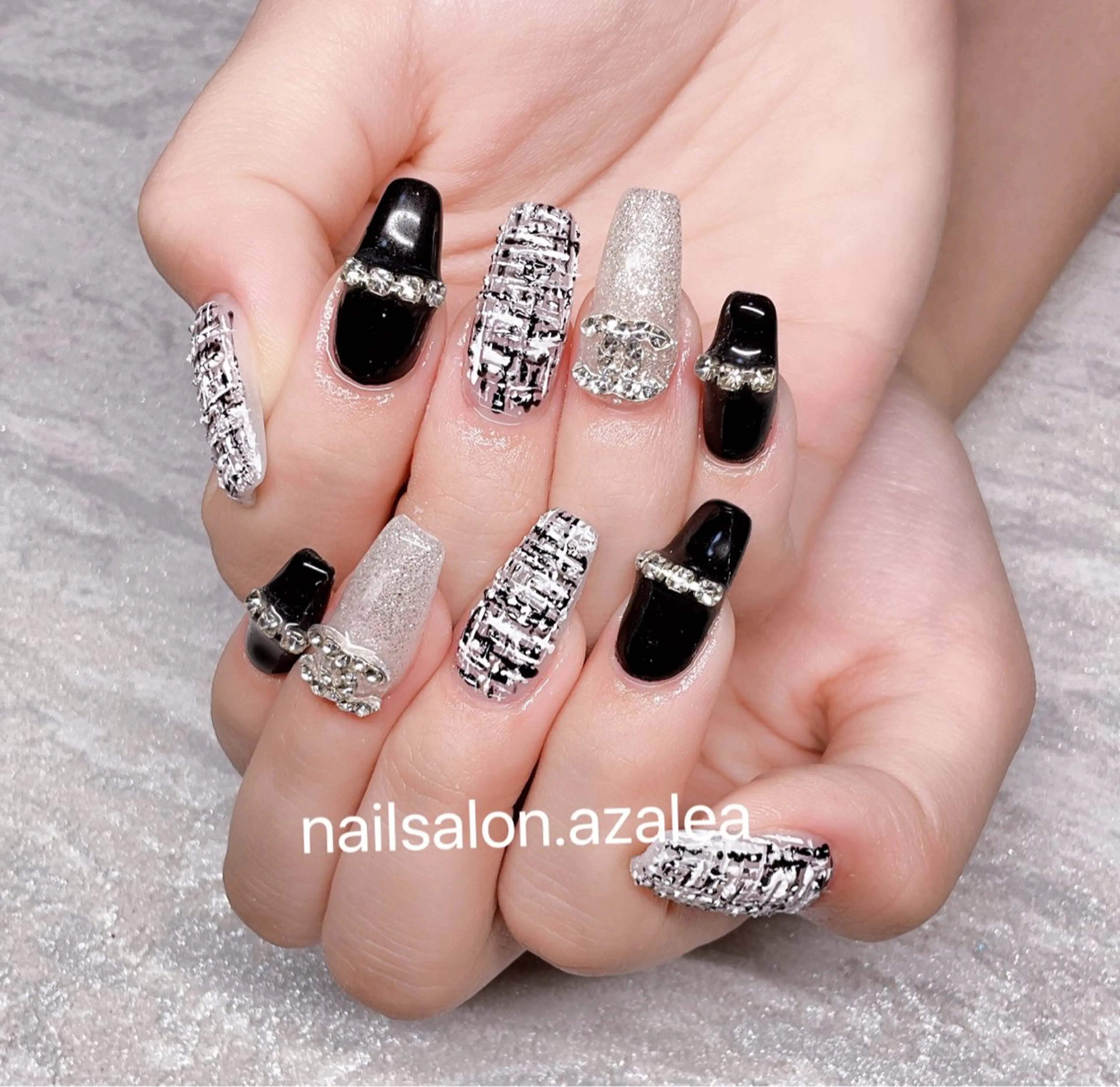 ネイル ハンドネイル R inのネイルデザイン