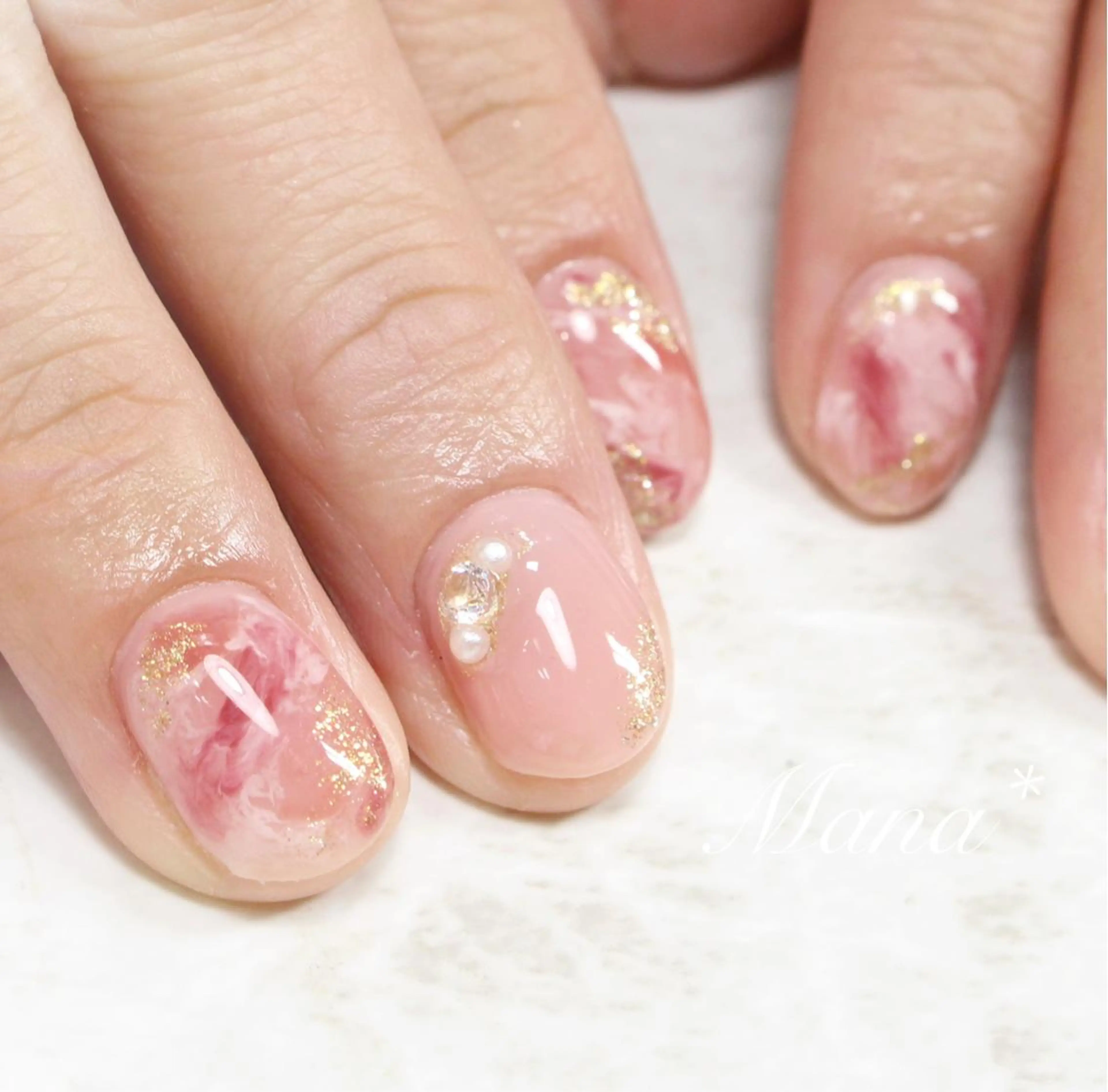 ネイル ラメ(グリッター) ストーンネイル 塚田 由香里のネイルデザイン