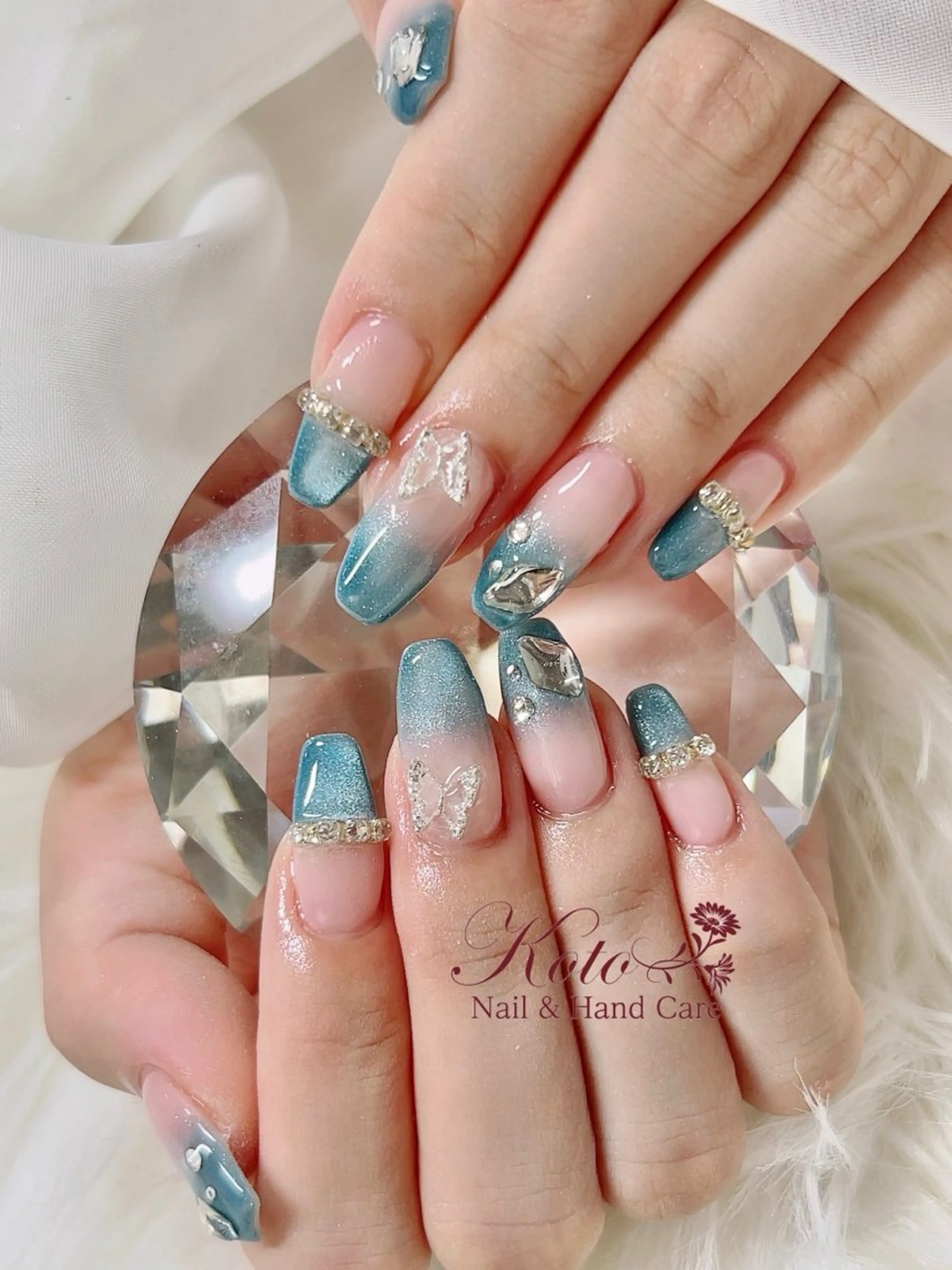 ネイル 長さ出し ジェルネイル 持ち込み ニュアンスネイル 赤色 ハンドネイル Nail Salon KOTOのネイルデザイン