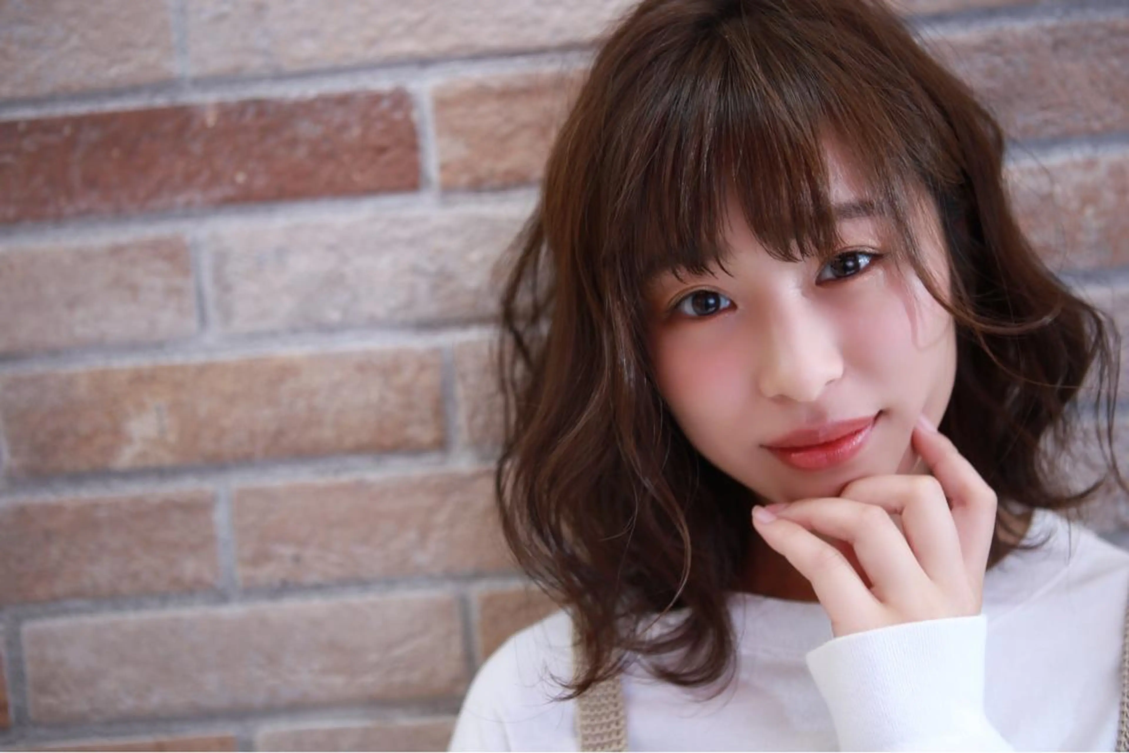 ミディアム カット ヘアカラー 湯浅 了一のヘアスタイル