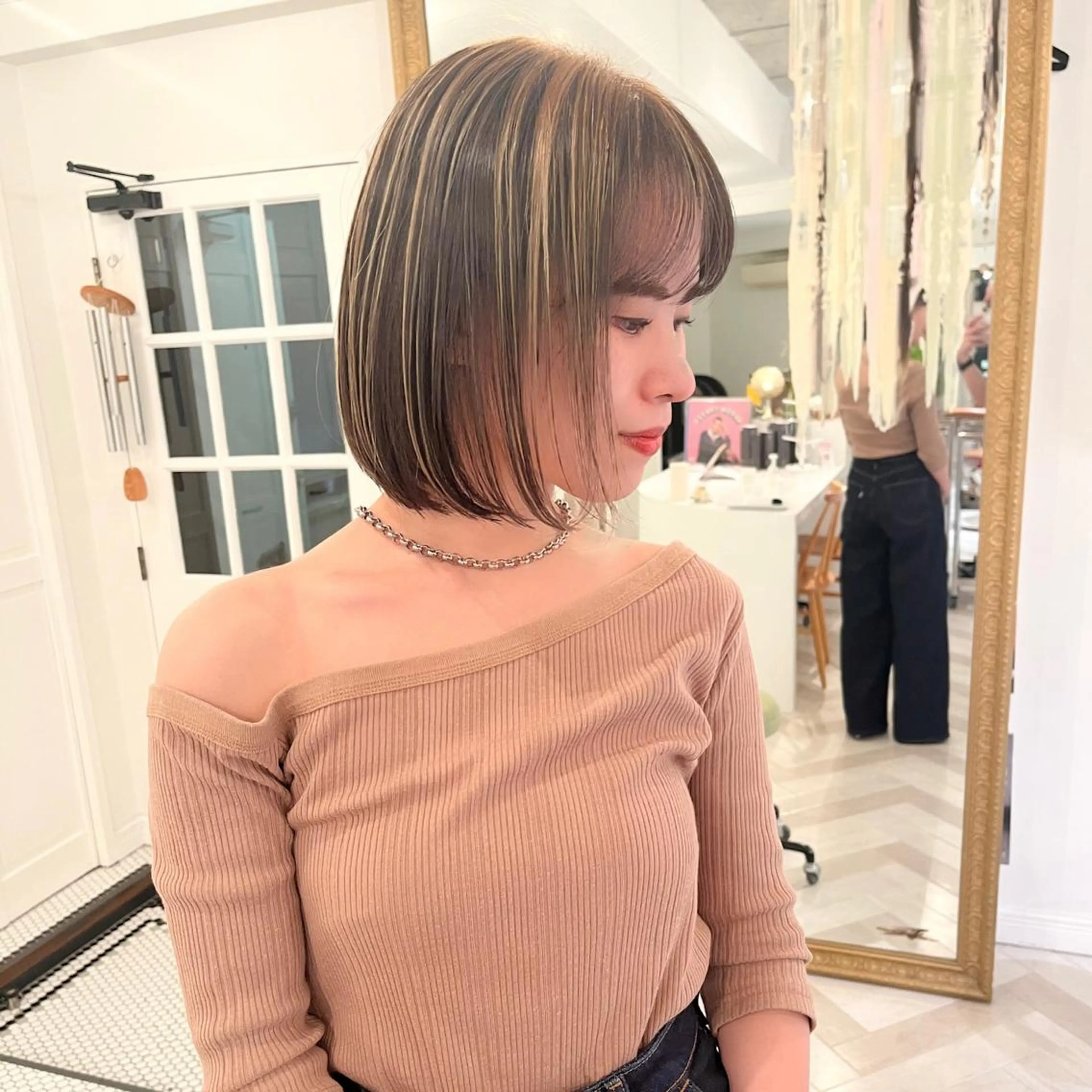 ミディアム カラー デザインカラー ボブ Memories 銀座のヘアスタイル