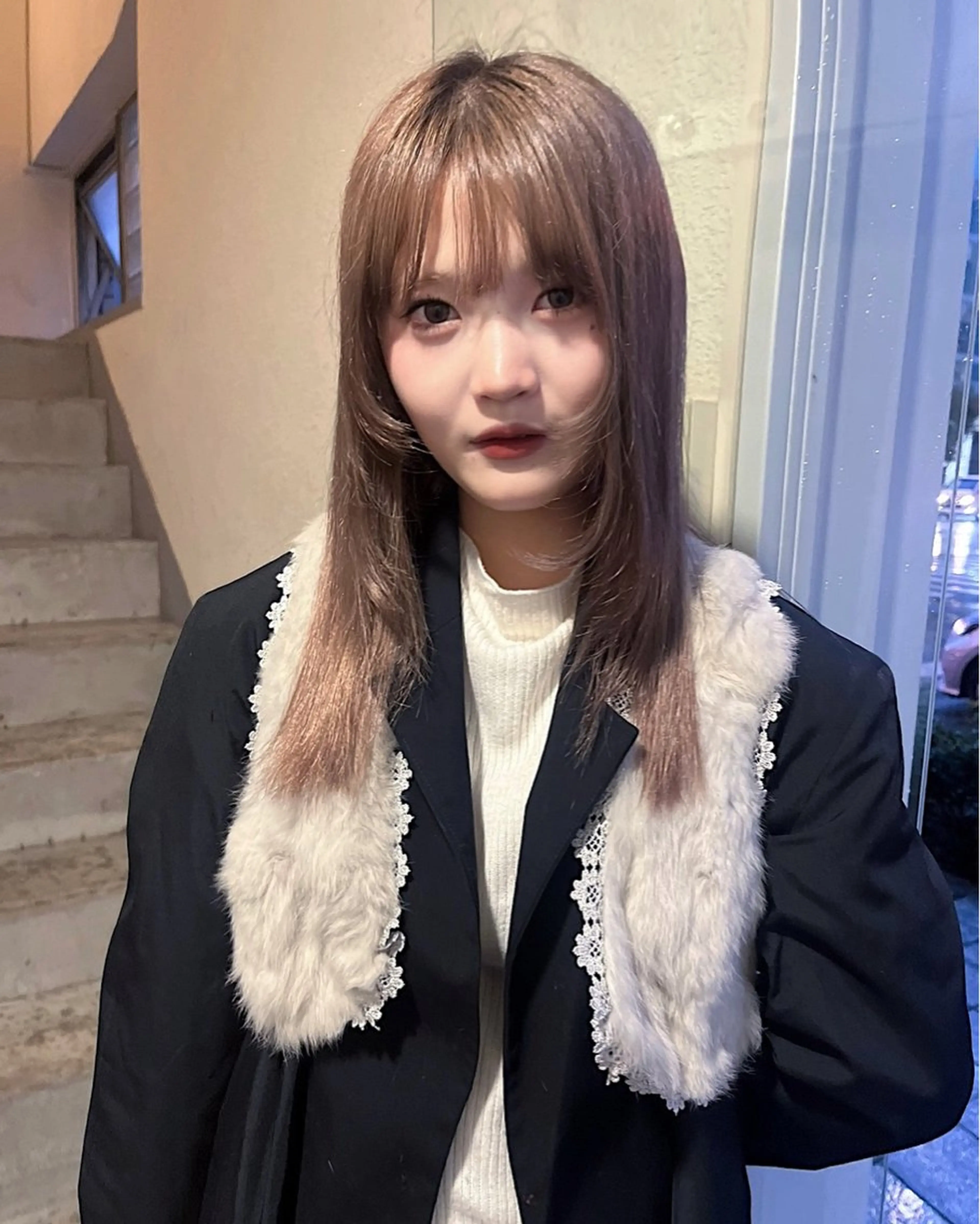 カラー sliver ・siki /YUIのヘアスタイル