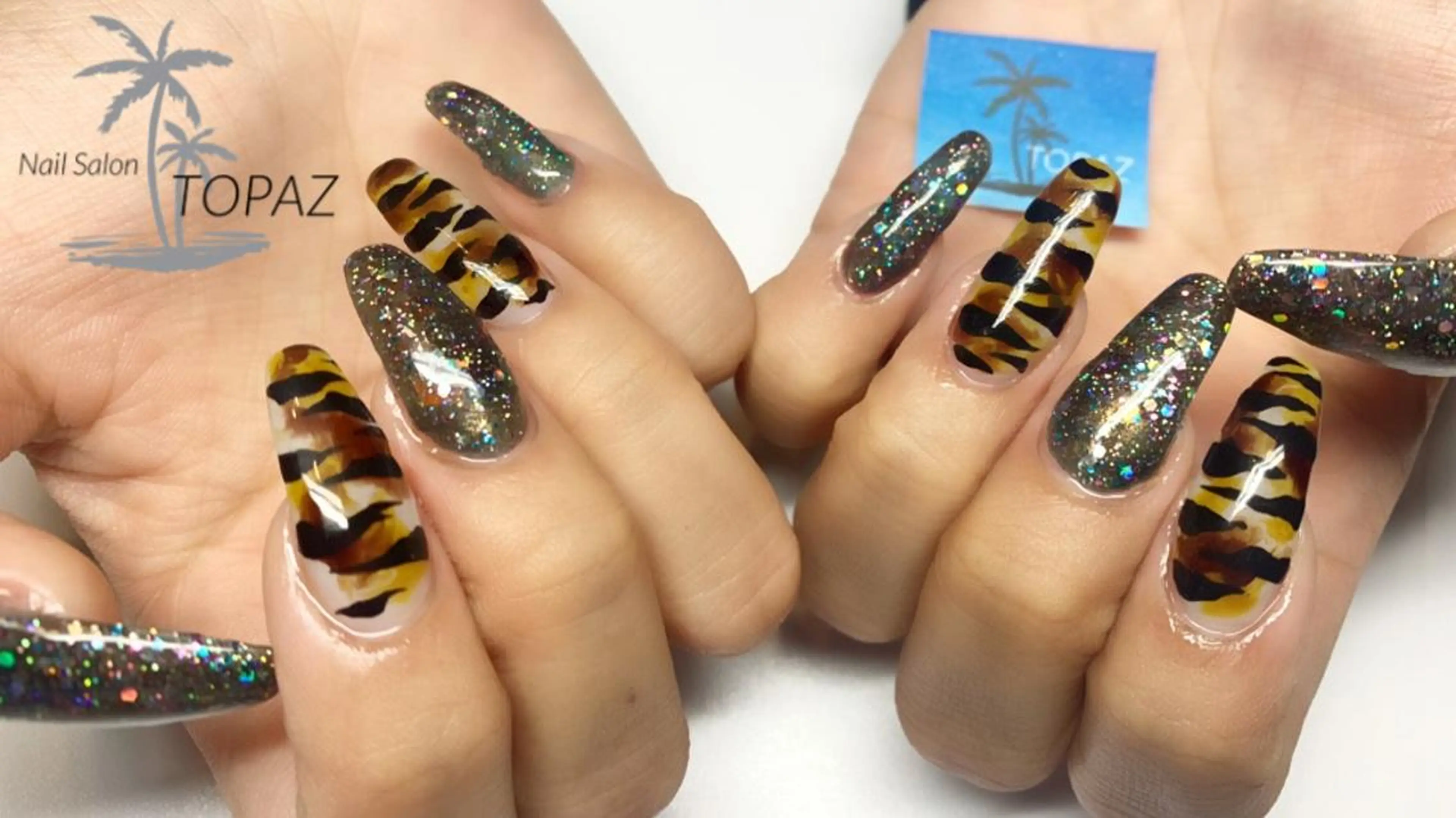 ネイル TOPAZ Ayumiのネイルデザイン