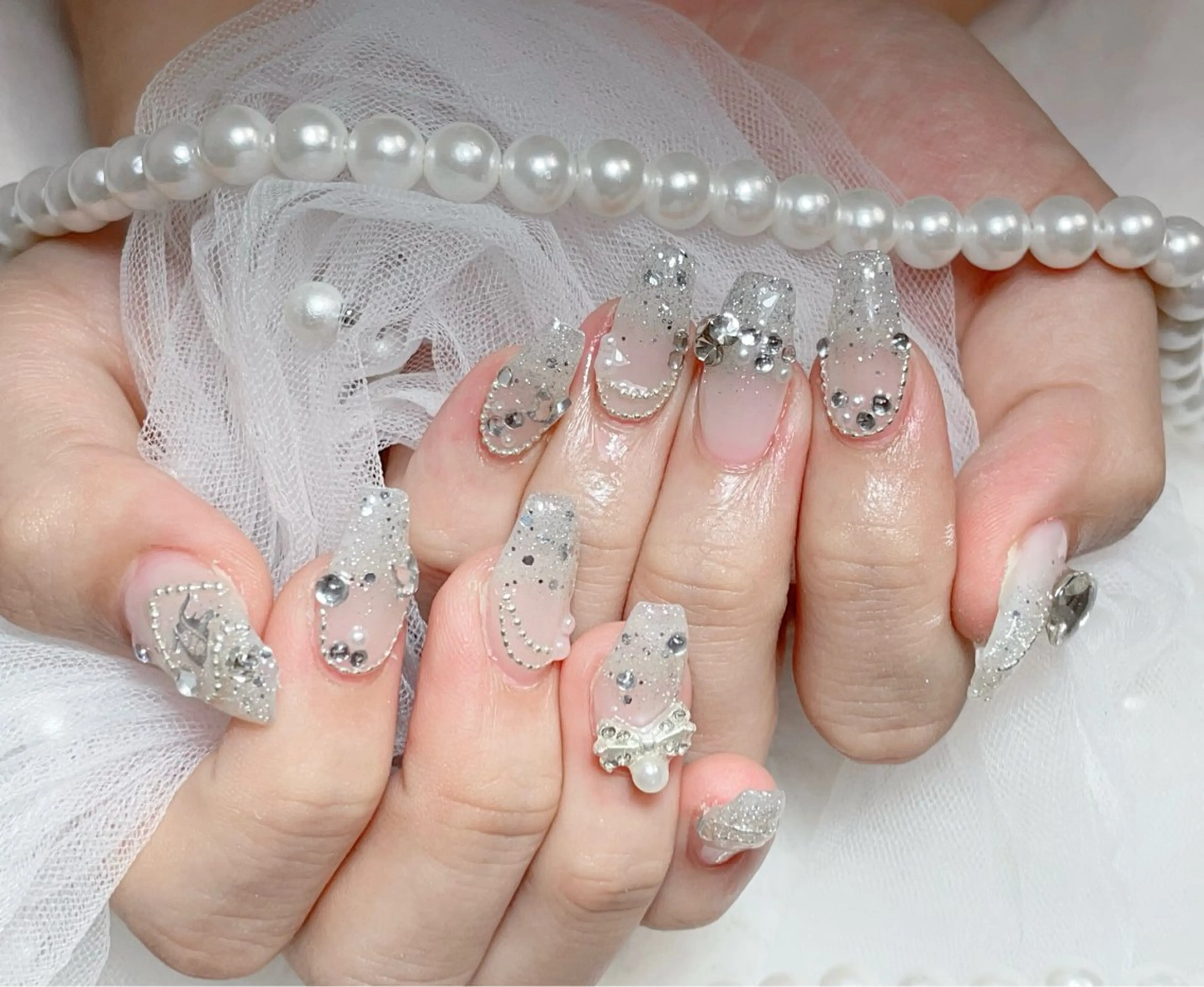 ネイル フットネイル ジェルネイル マグネットネイル パラジェル ハンドネイル B·U Nail大宮 長さだし専門店のネイルデザイン