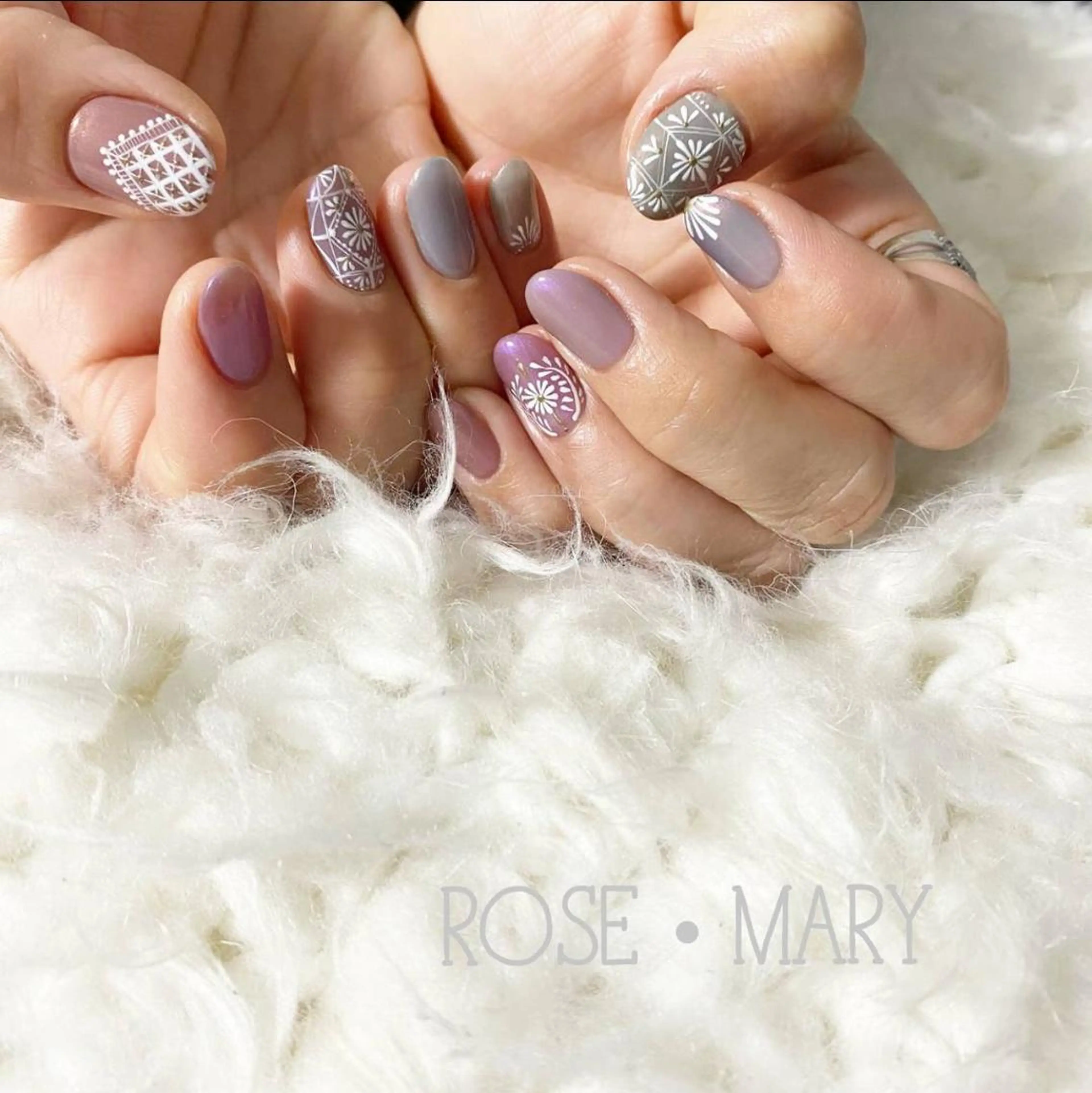 ネイル ハンドネイル ROSE・ MARY 鈴木のネイルデザイン