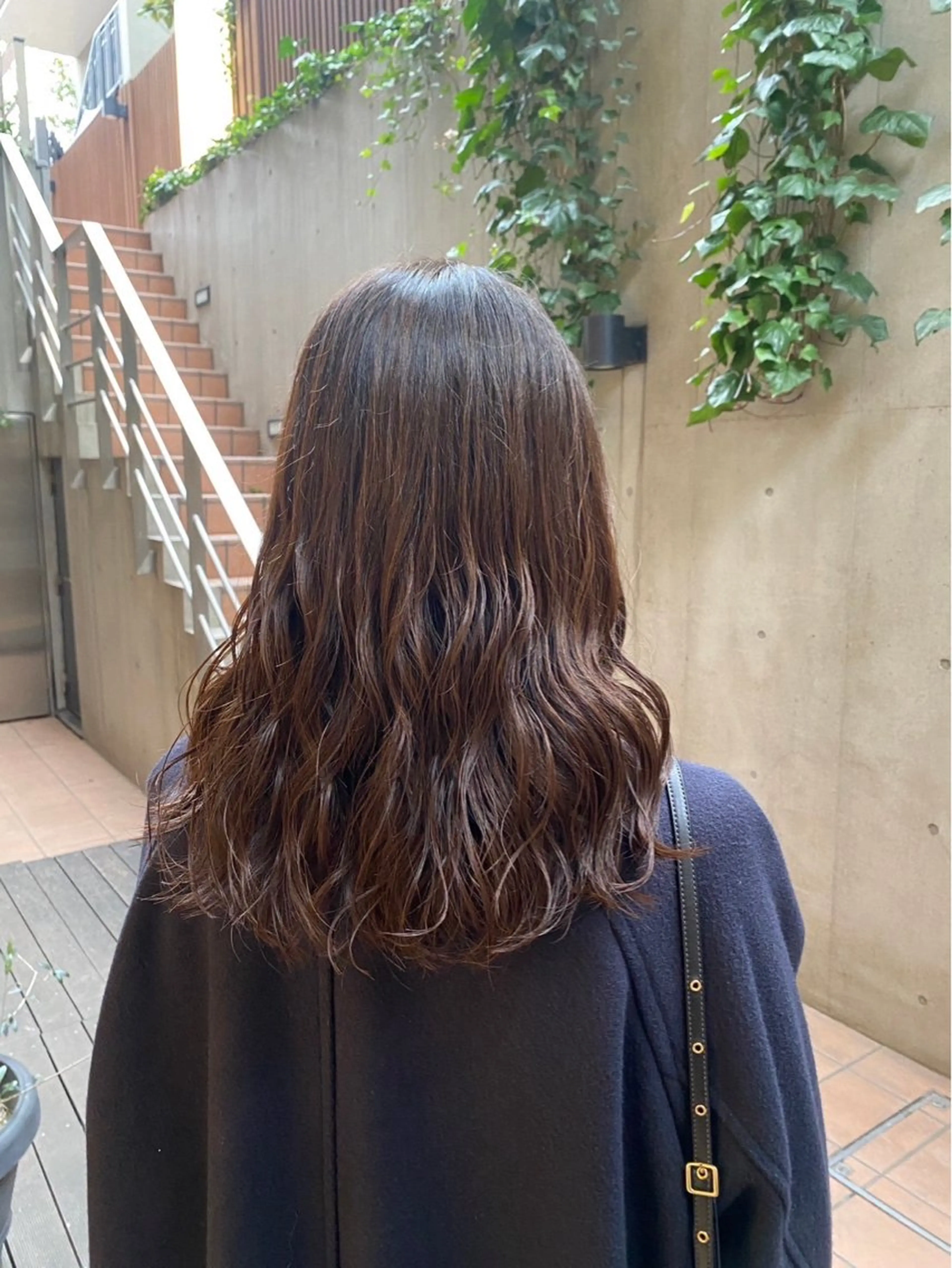 セミロング カット パーマ トリートメント 大人可愛い♡コテ巻き パーマ🌼杉田 萌恵のヘアスタイル