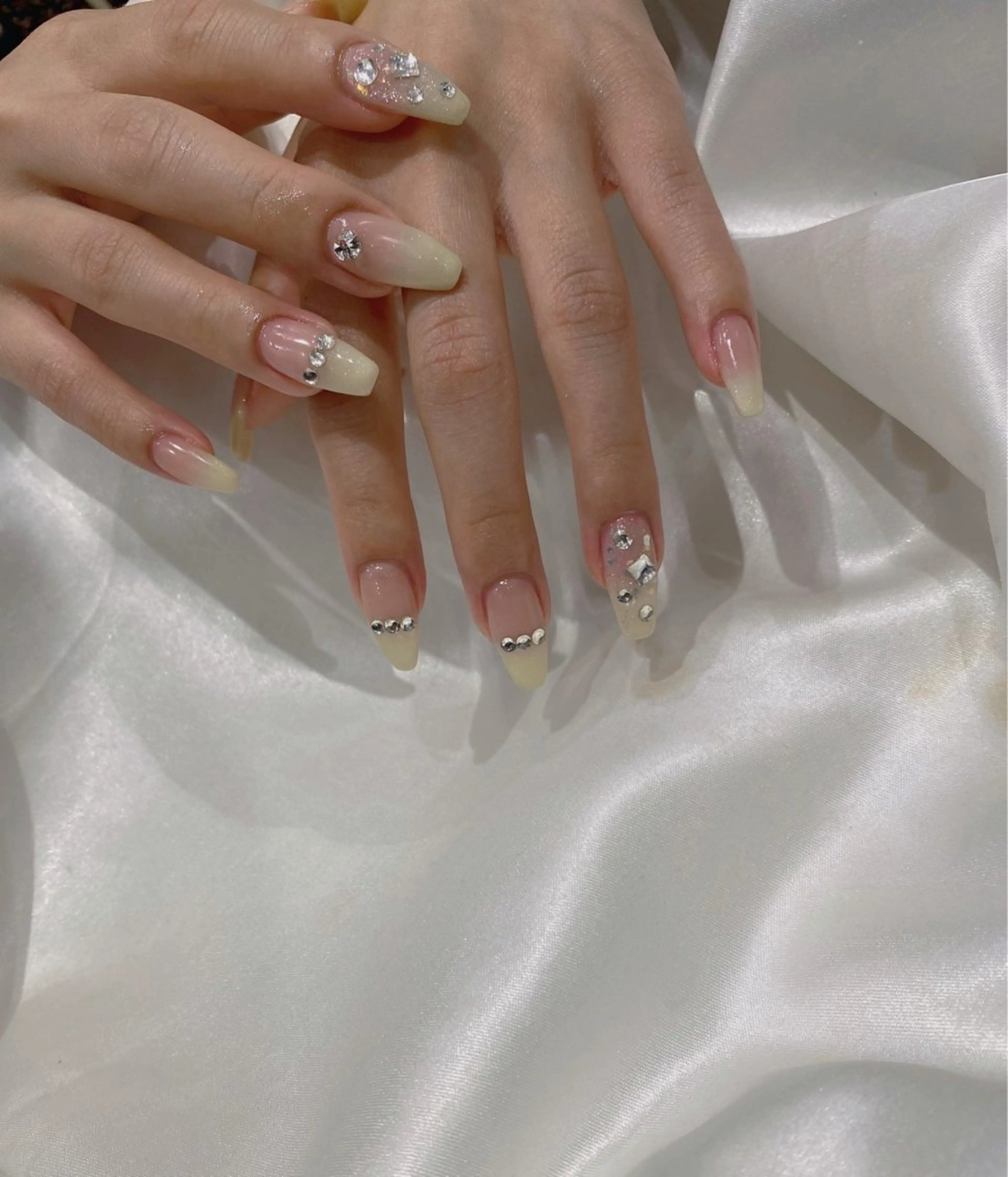 ネイル ハンドネイル ESPOIR Ｎのネイルデザイン