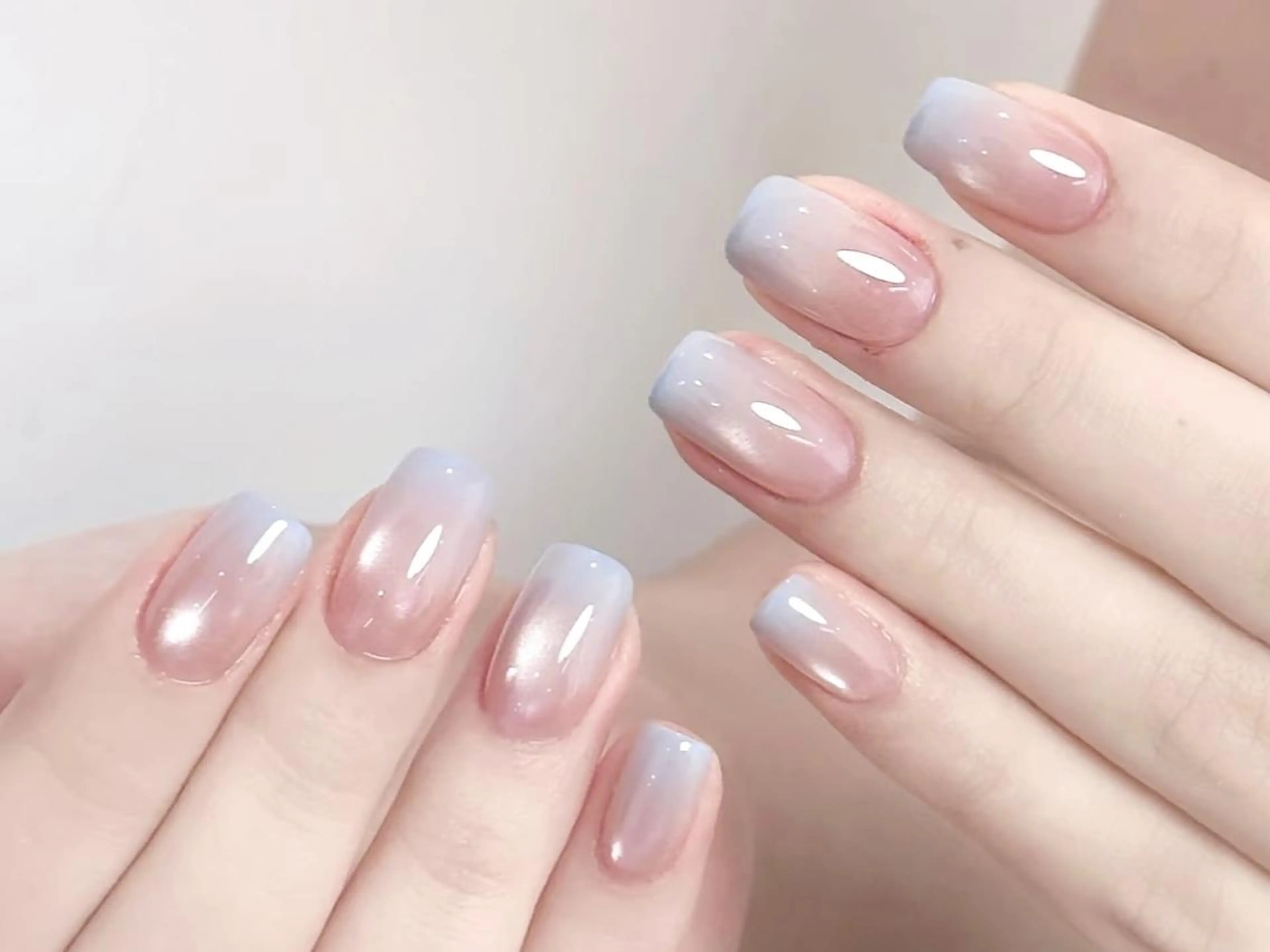 ネイル オーロラネイル チークネイル 長さ出し フットネイル フレンチネイル Naomi nailのネイルデザイン