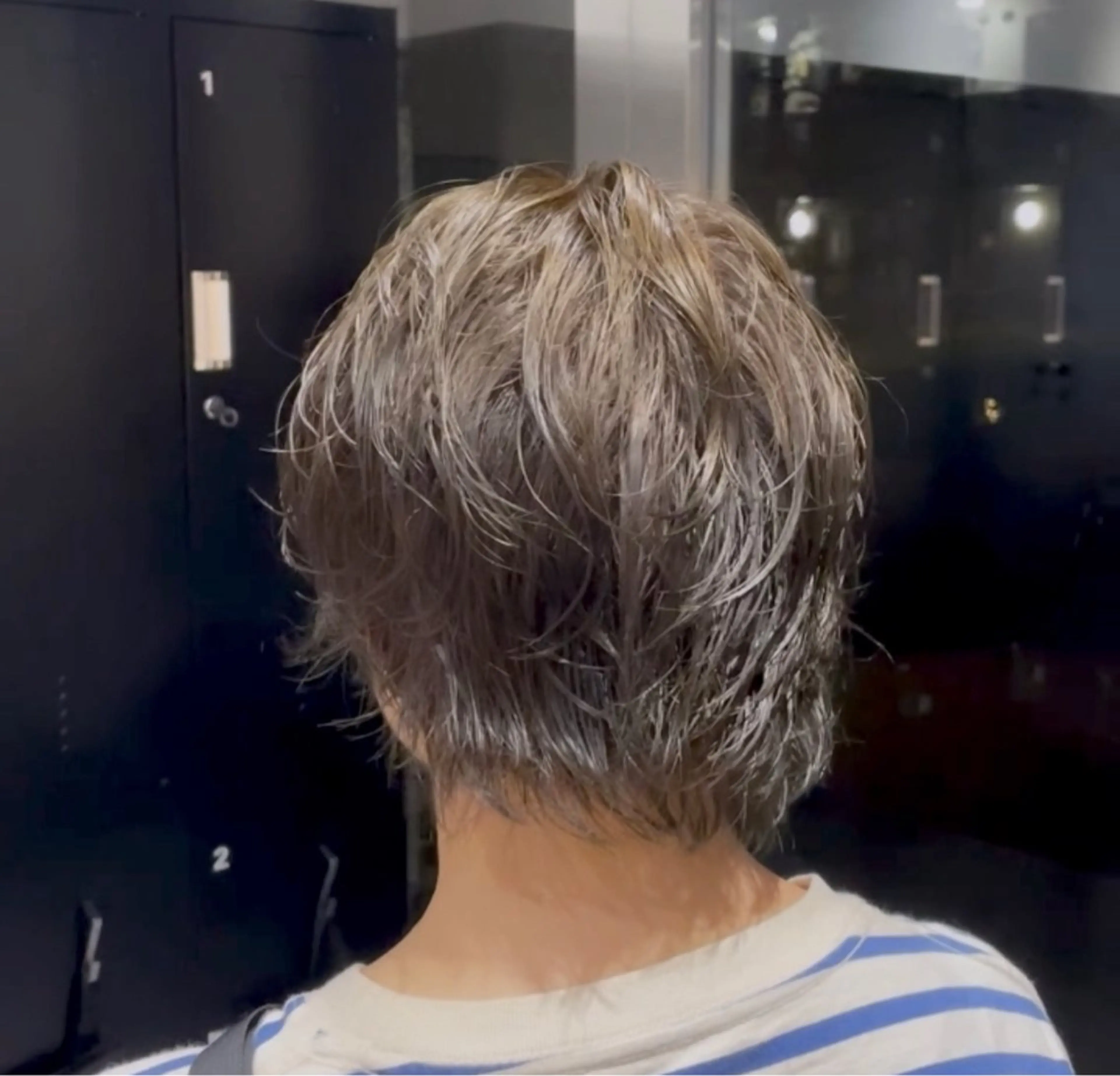 ショート カラー ブリーチ 透明感カラー ダブルカラー ブリーチなしカラー オリーブカラー ハイトーン/アレンジ 🎀アオイ🎀のヘアスタイル