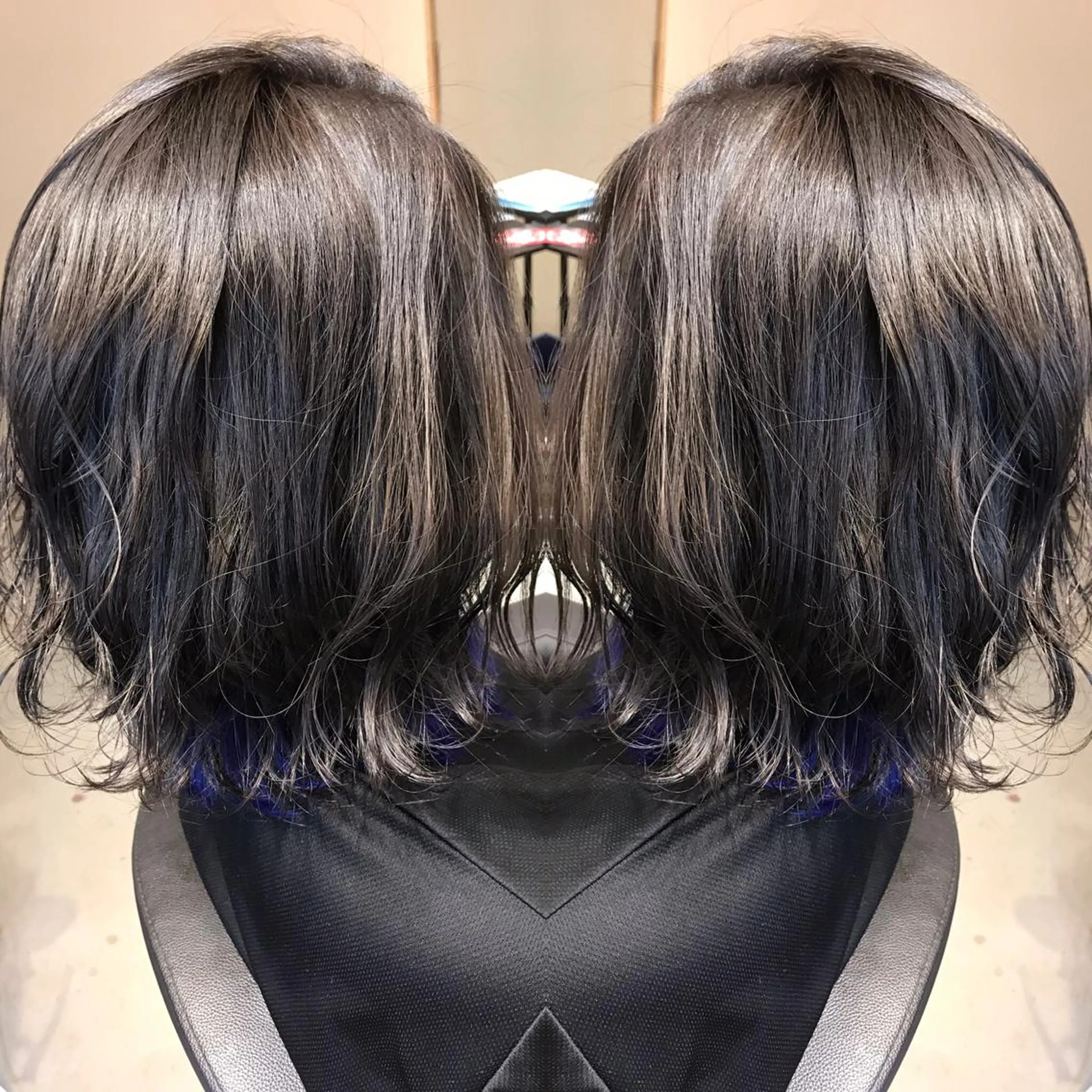 ミディアム カラー ブルーカラー グレージュ ヘアカラー 大久保 隆蔵のヘアスタイル