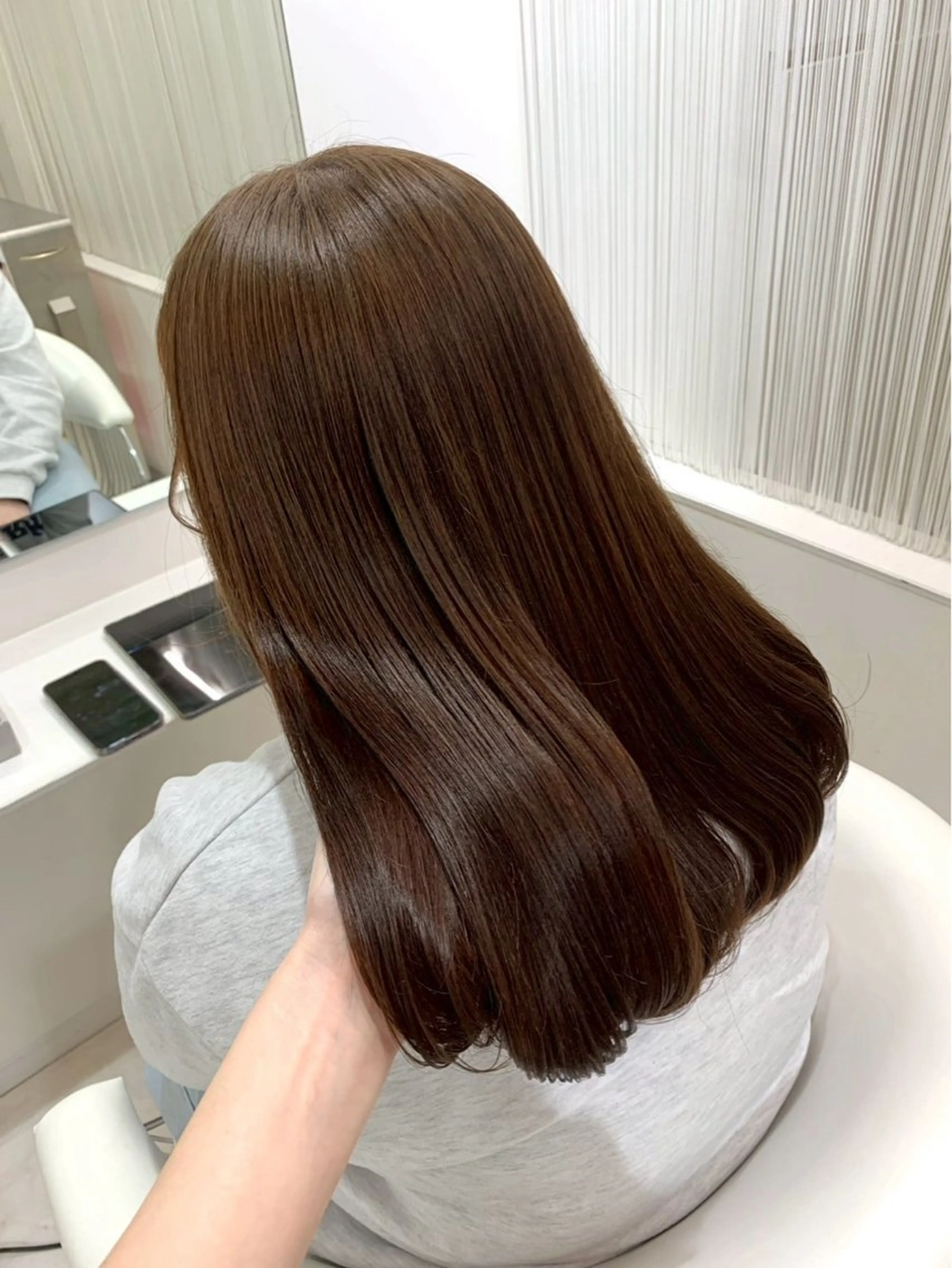 セミロング カラー ParveMix 楠本結菜のヘアスタイル