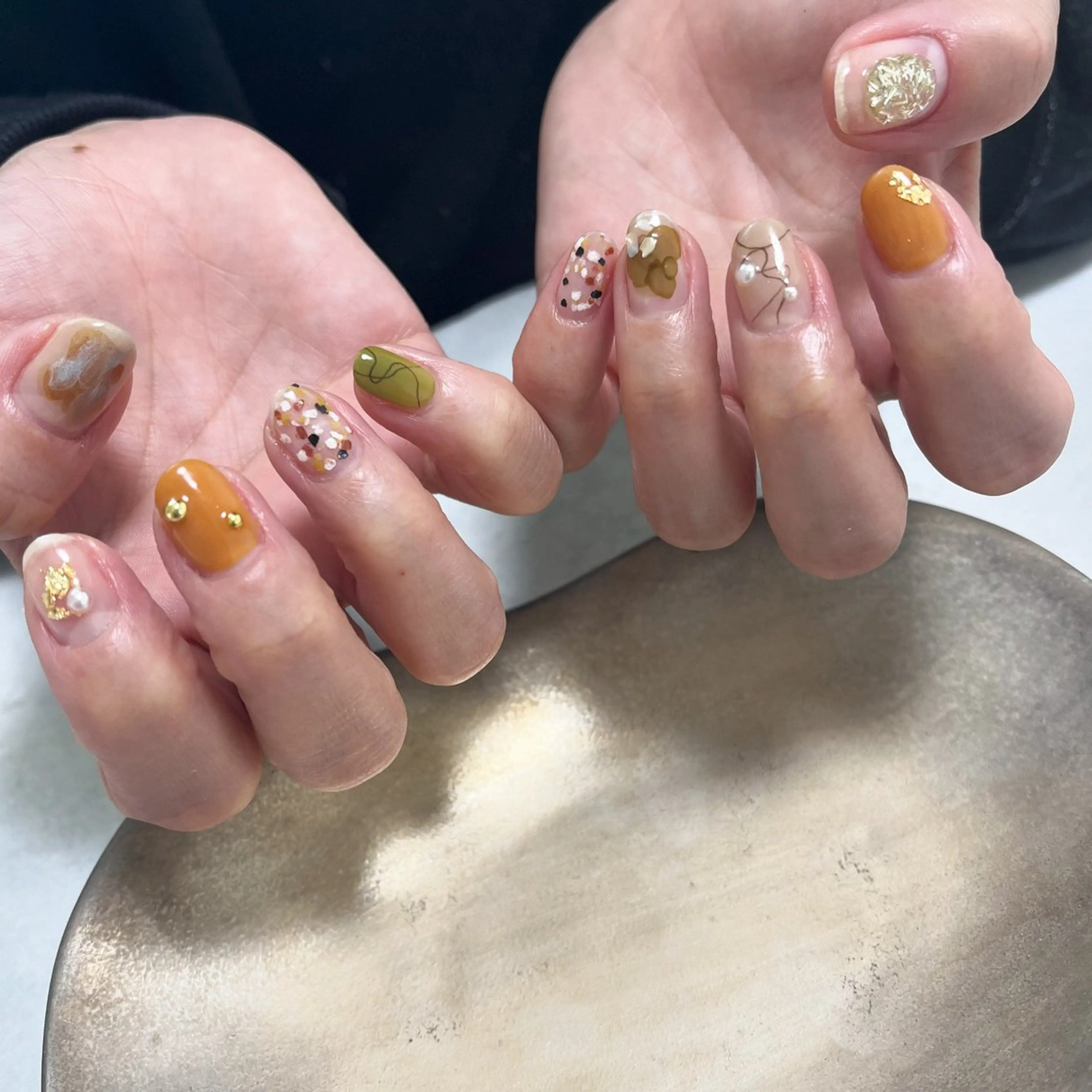 ネイル アートネイル ニュアンスネイル K Aのネイルデザイン