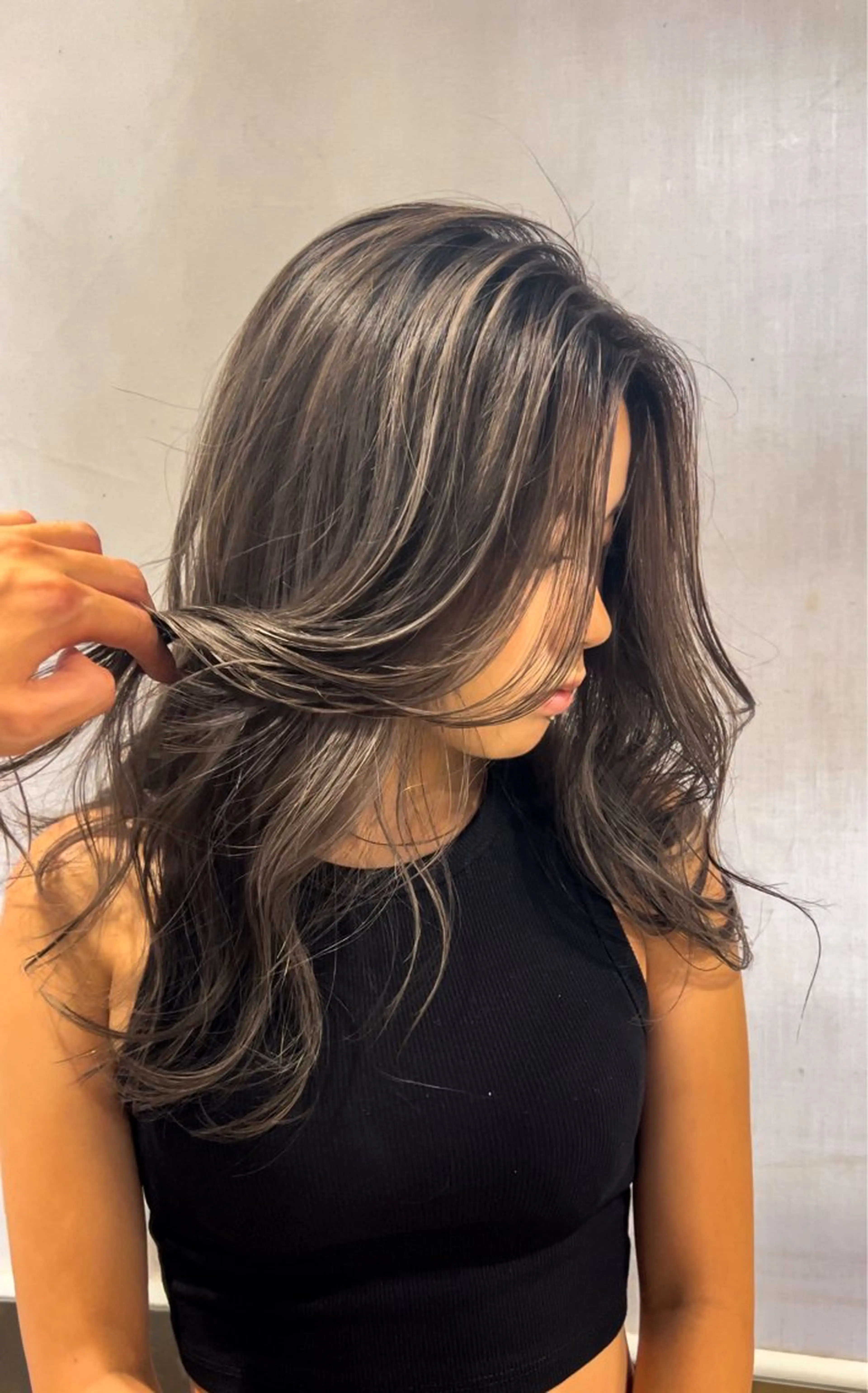 ロング カラー カット ヘアカラー トリートメント 海外デザイン🇺🇸 石渡諒太のヘアスタイル