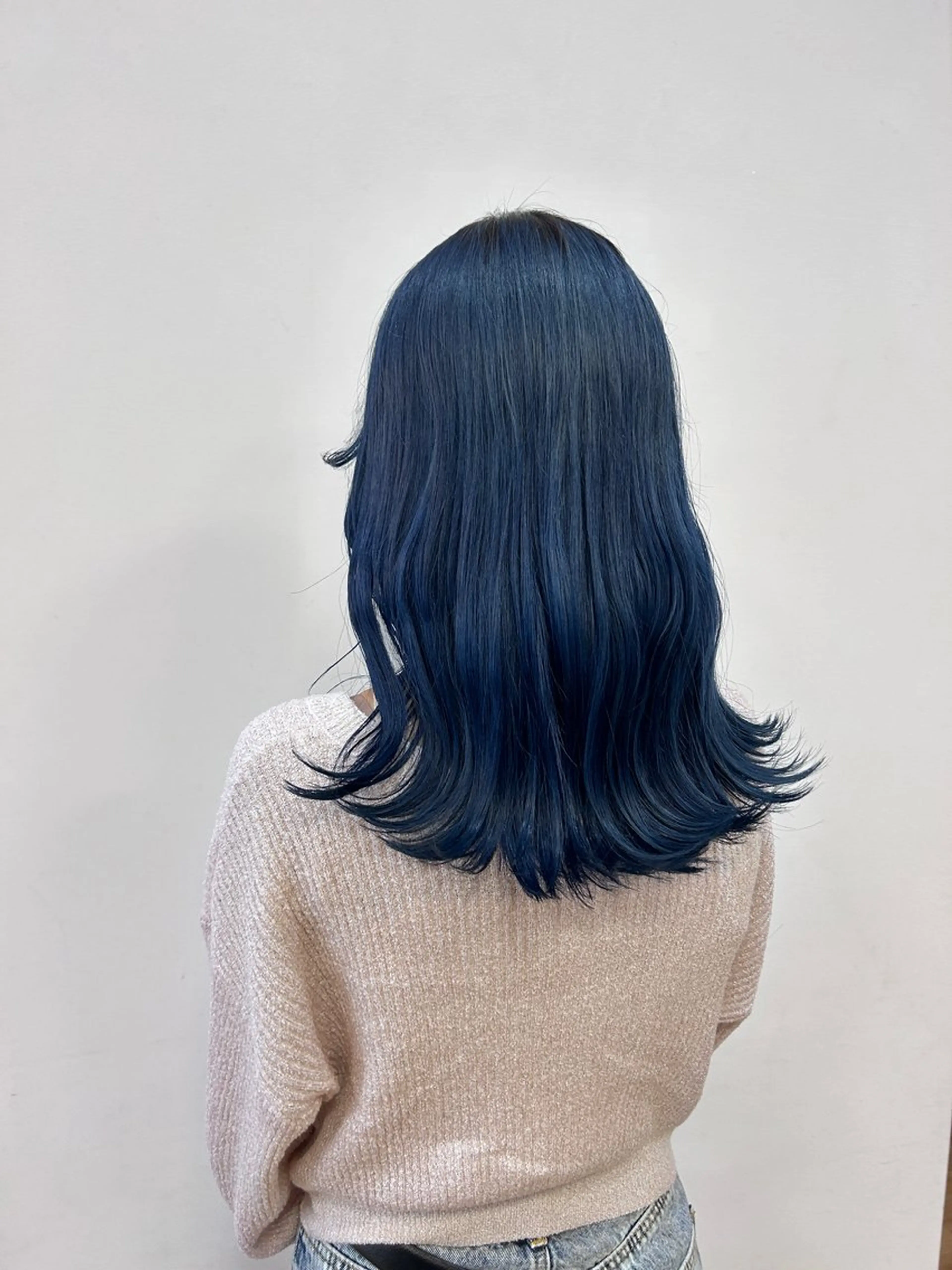 ミディアム 河口 友里のヘアスタイル