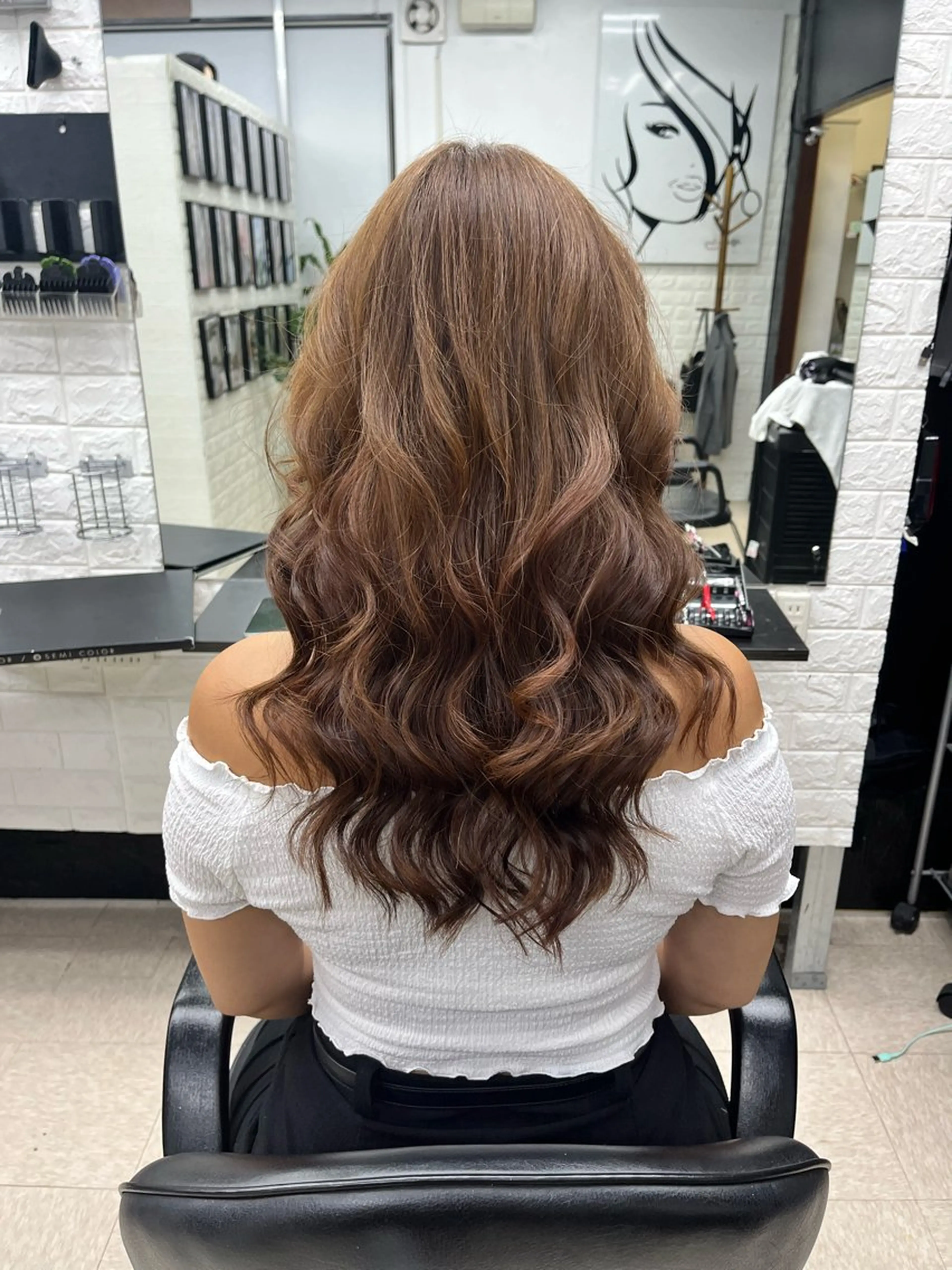 ロング カラー Japuska ジャプスカのヘアスタイル