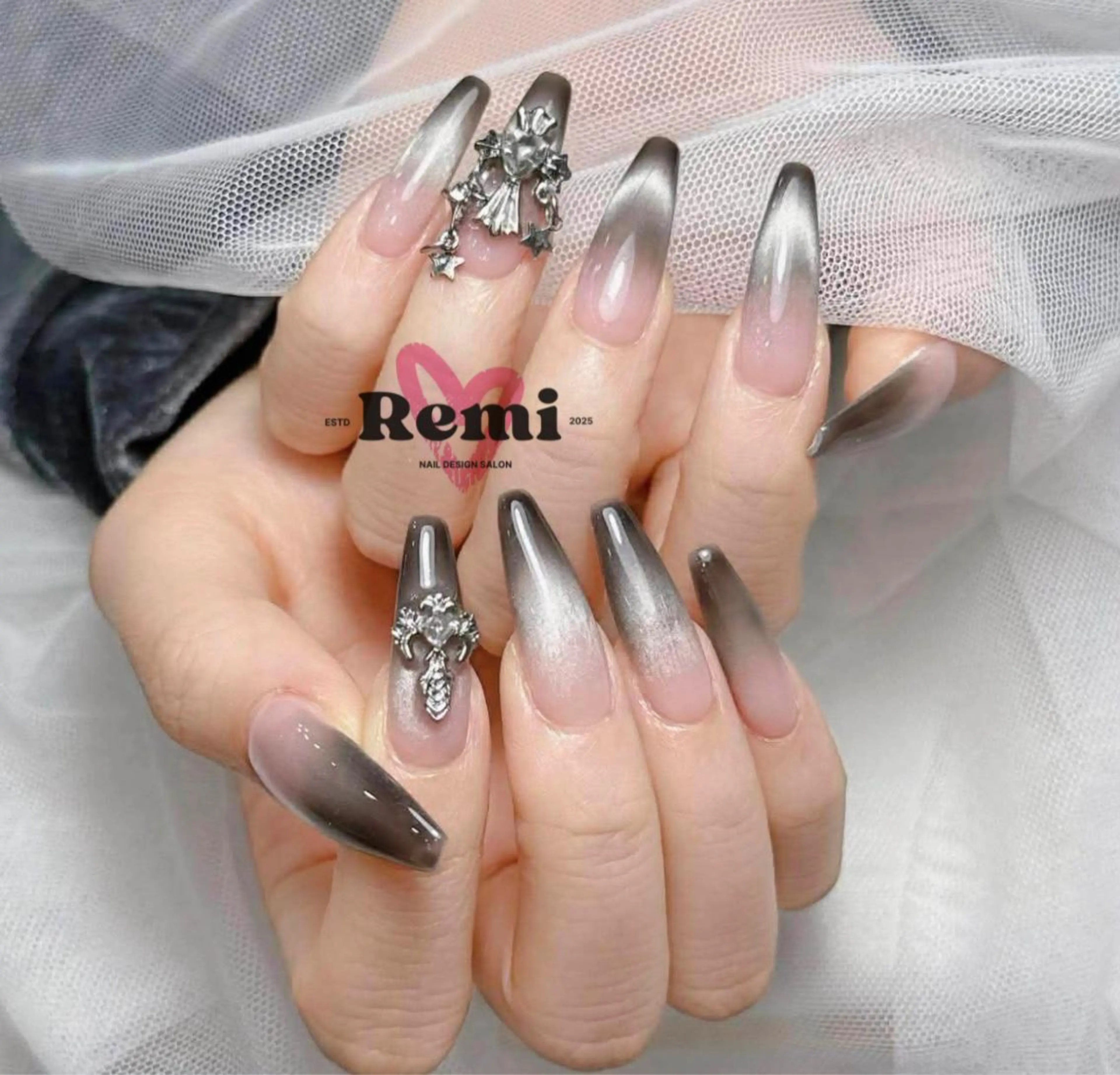 ネイル 成人式 フットネイル フレンチネイル ジェルネイル ガラスフレンチ RIKO REMIのネイルデザイン