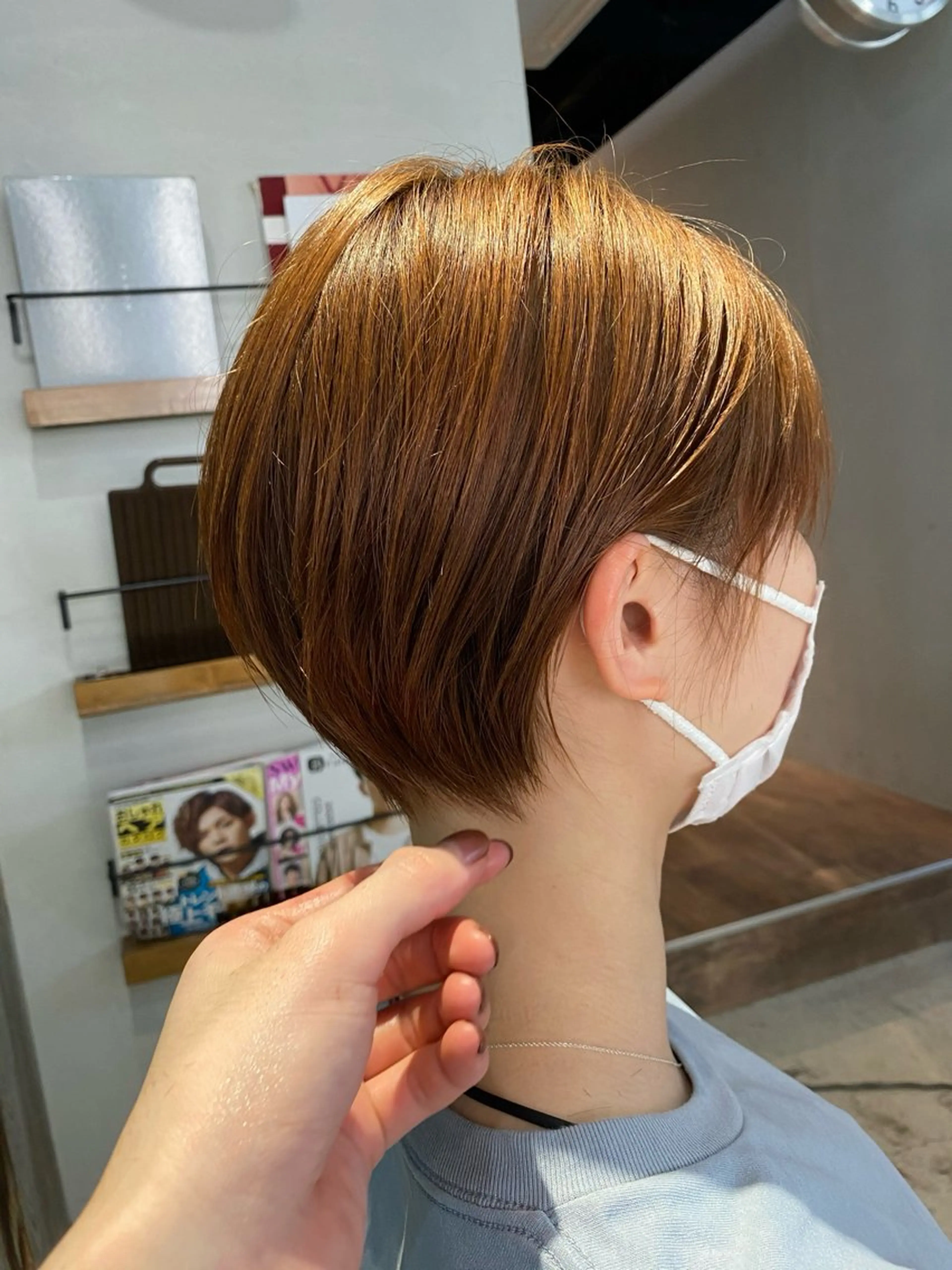 ショート カラー レイヤーカット/前髪 顔まわり/大田哲也のヘアスタイル