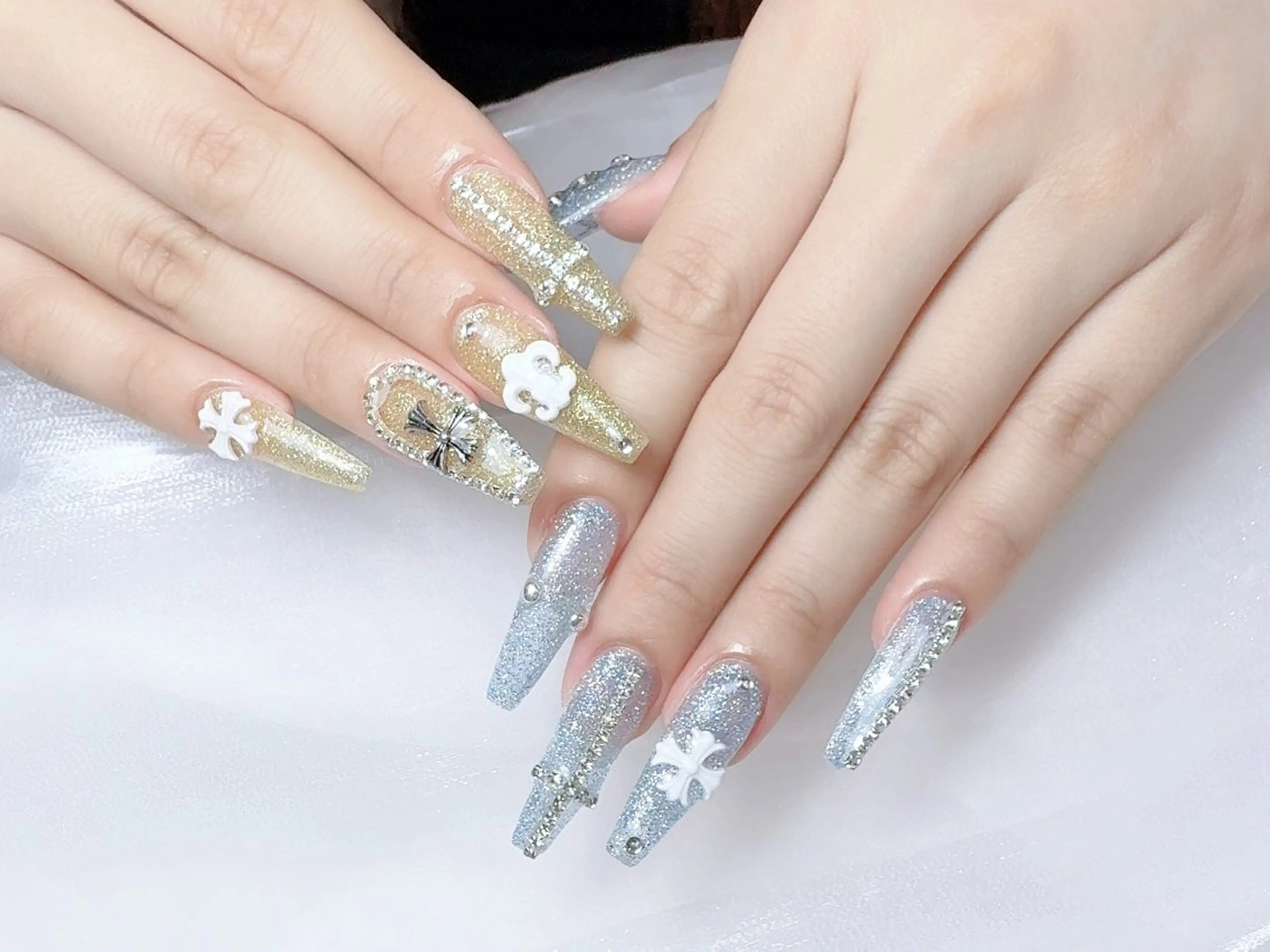 ネイル 🎀M nails✨ ビューティーのネイルデザイン