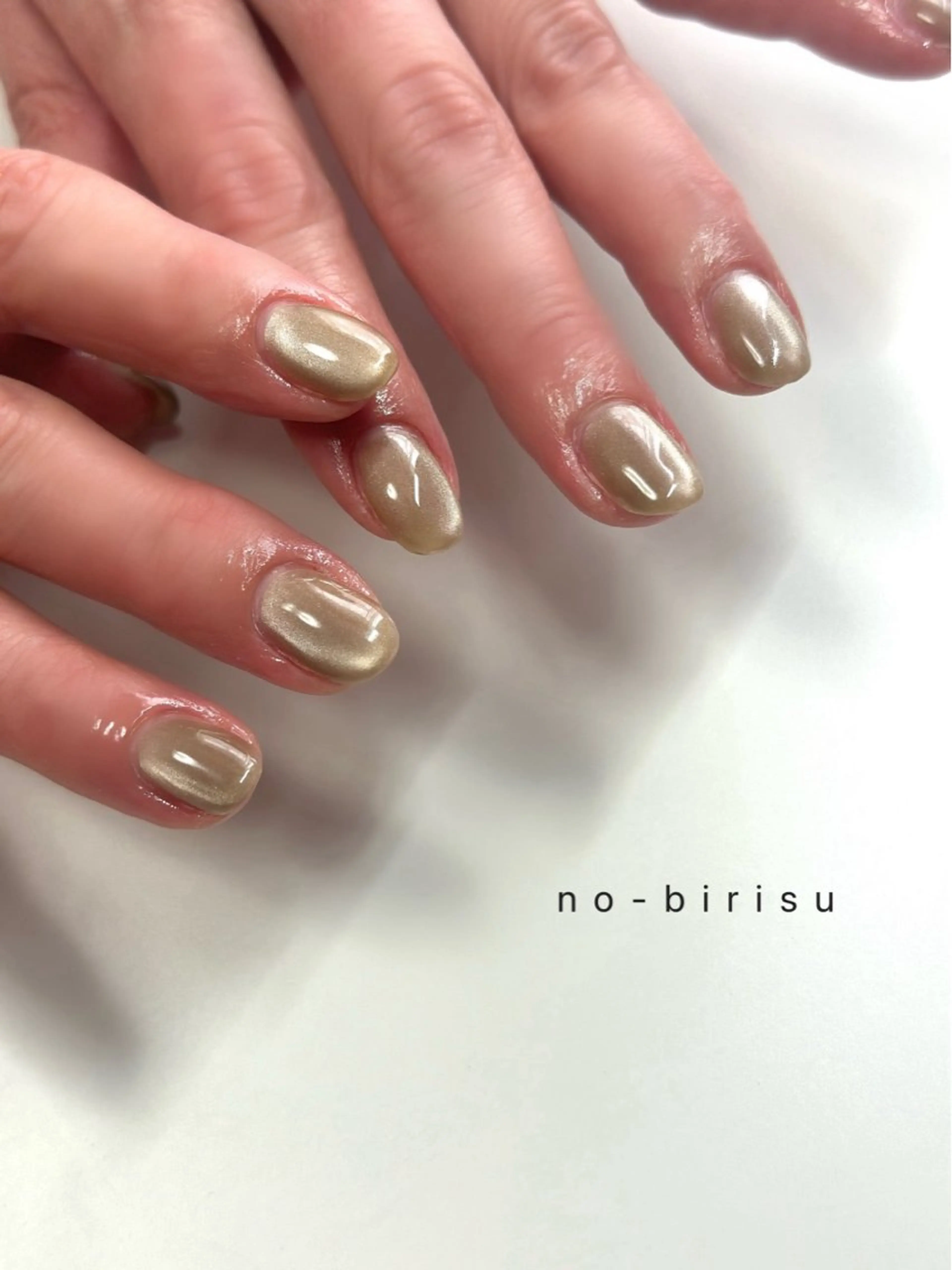 ネイル マグネットネイル ハンドネイル no-birisu nailのネイルデザイン