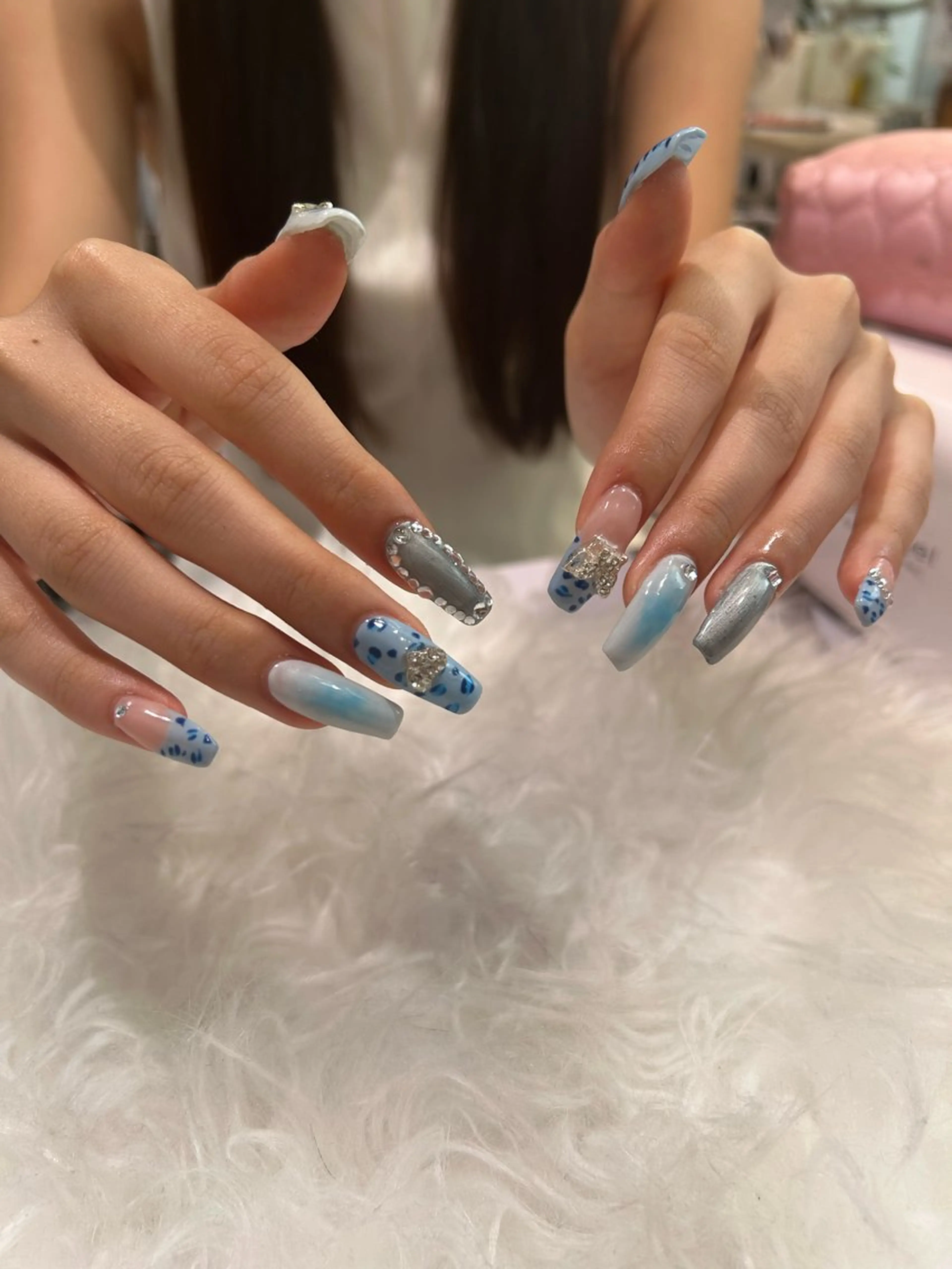 ネイル ♡ハイトーン★ ネイル/しの♡のヘアスタイル