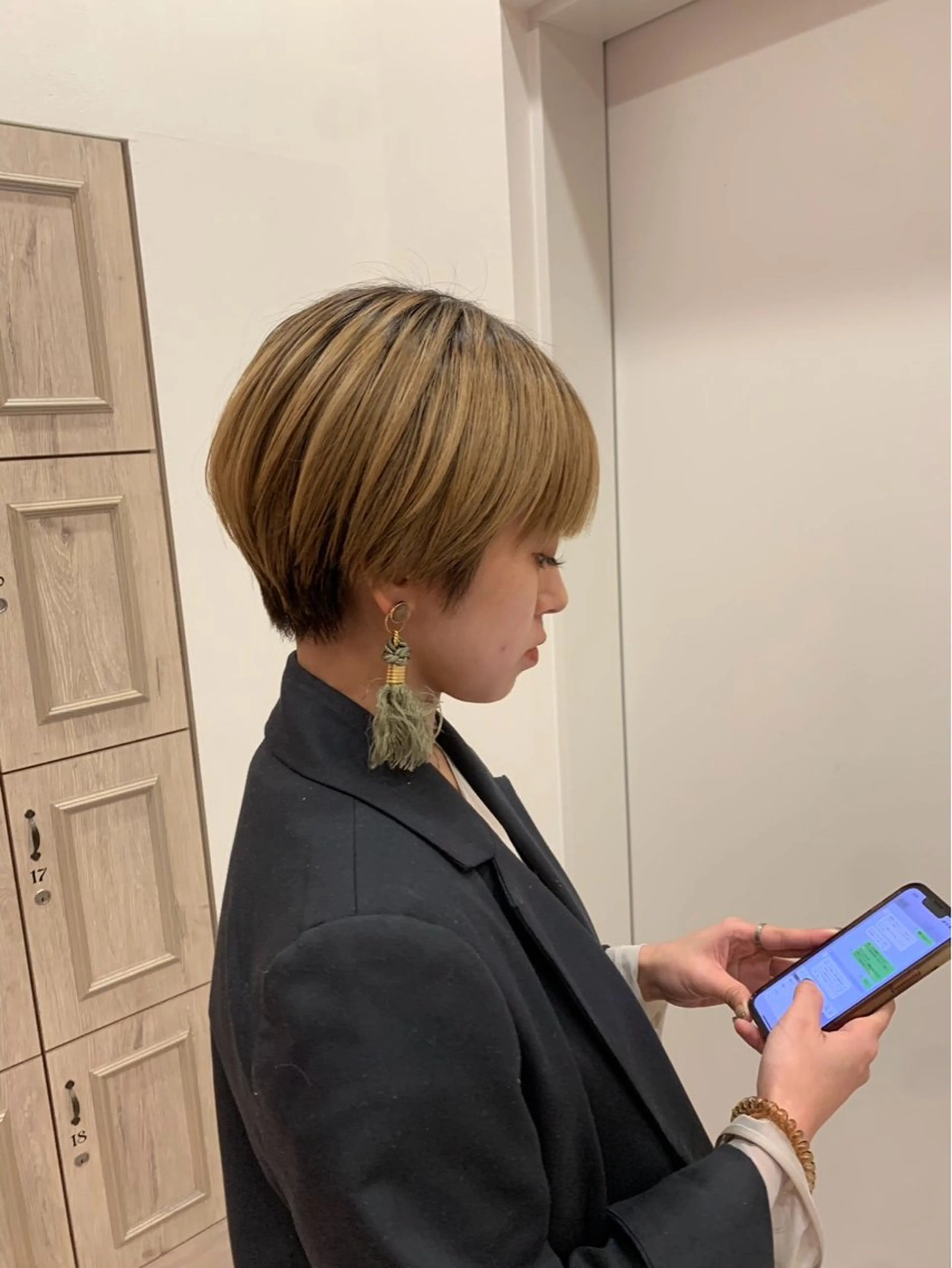 ショート labless MOEのヘアスタイル