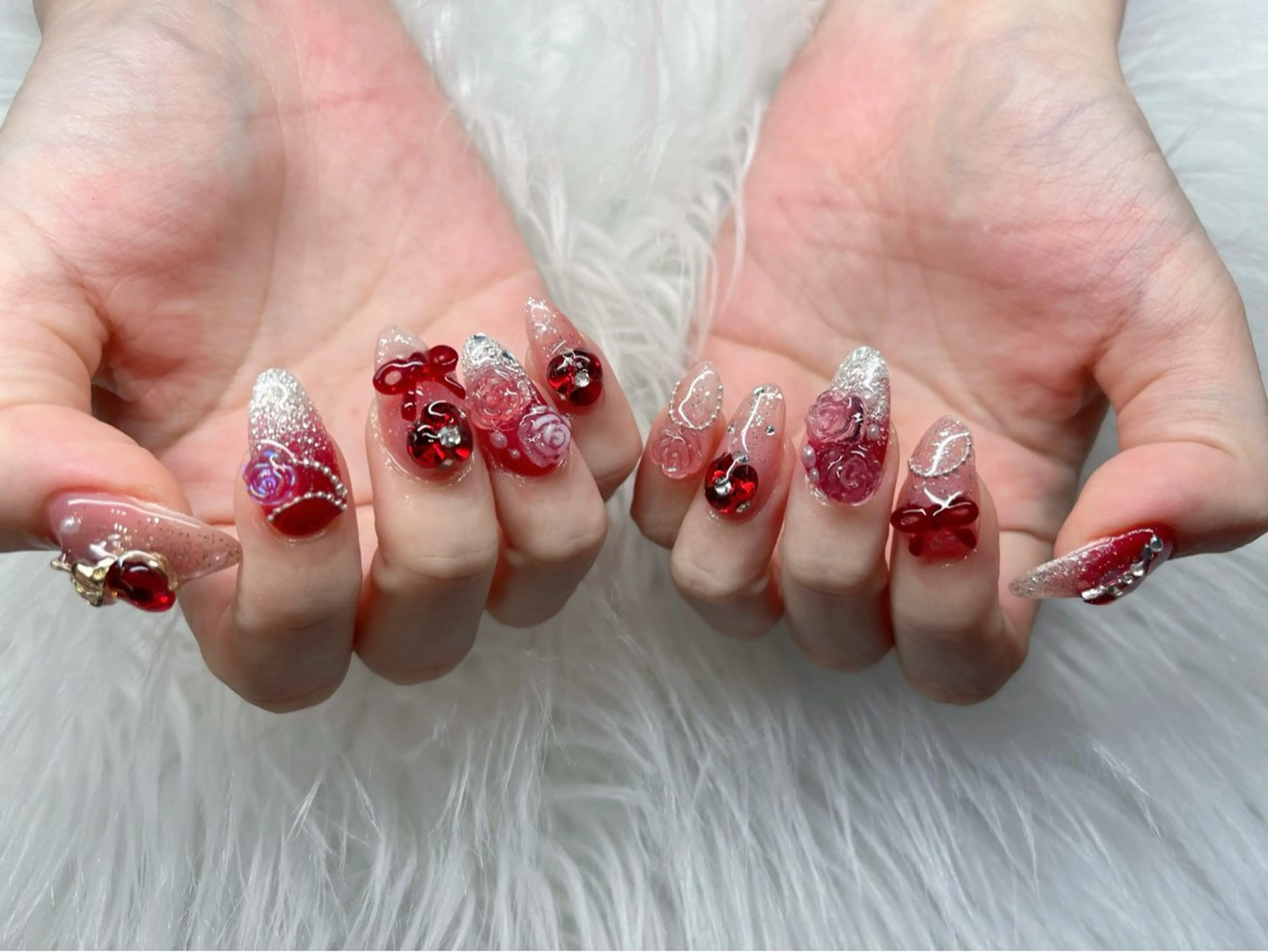 ネイル オーロラネイル フレンチネイル ガラスフレンチ ロングネイル マグネットネイル ハンドネイル XIMINANAIL SALON堀江店のネイルデザイン