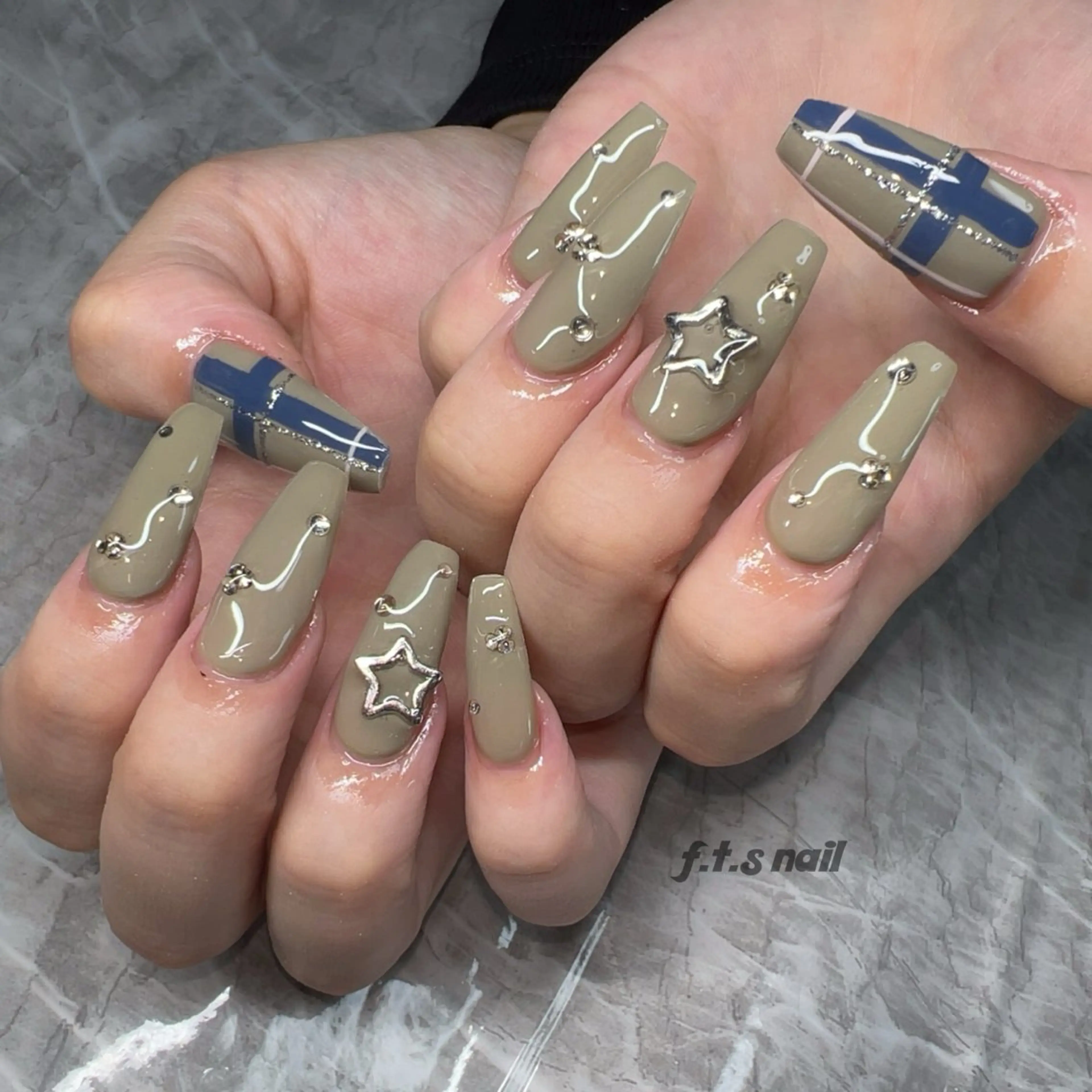 ネイル ハンドネイル F.T.S nailのネイルデザイン