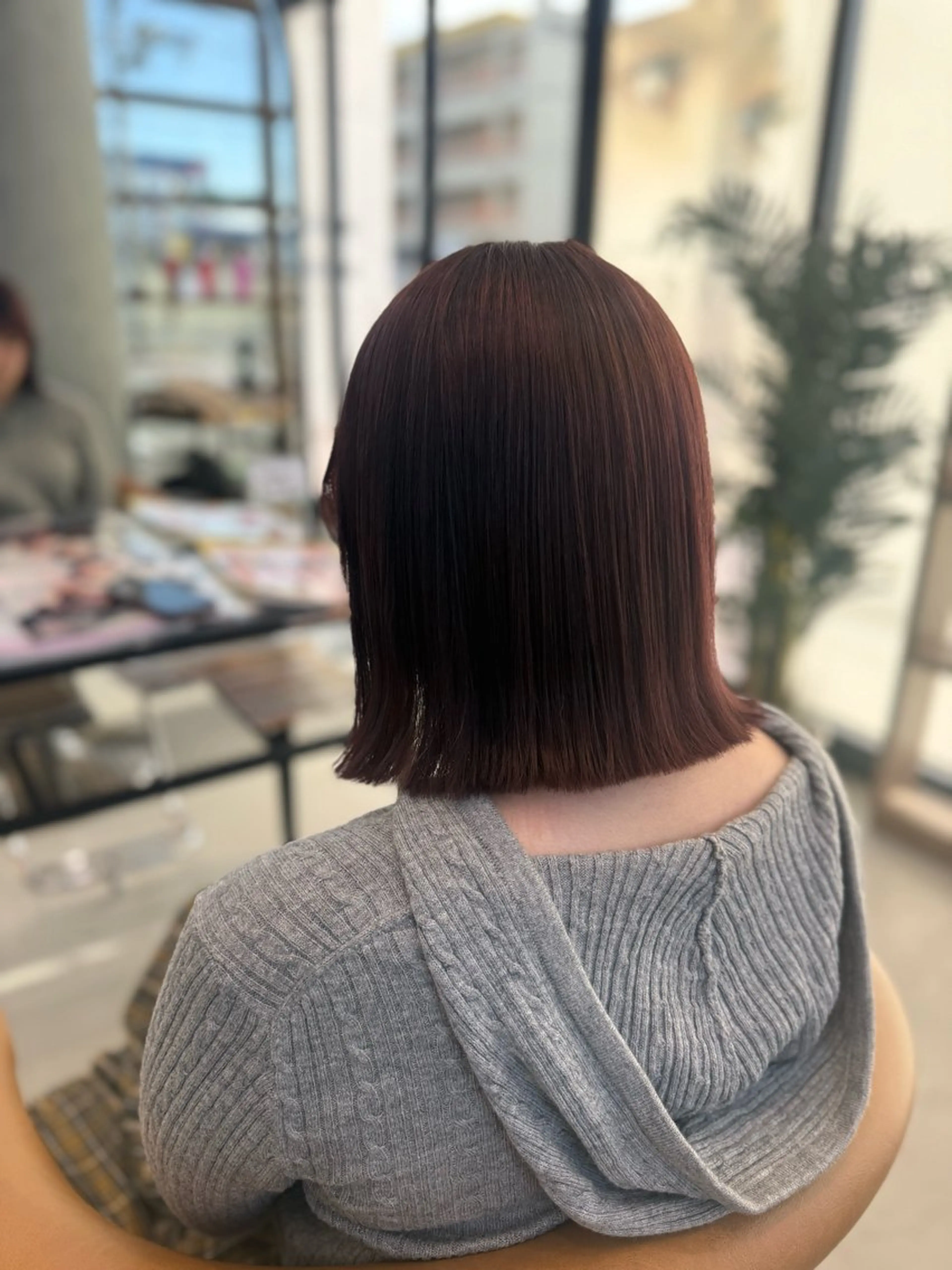 セミロング ヘアカラー Rinka🌷🩶 グレージュカラー🫧のマツエク・マツパデザイン