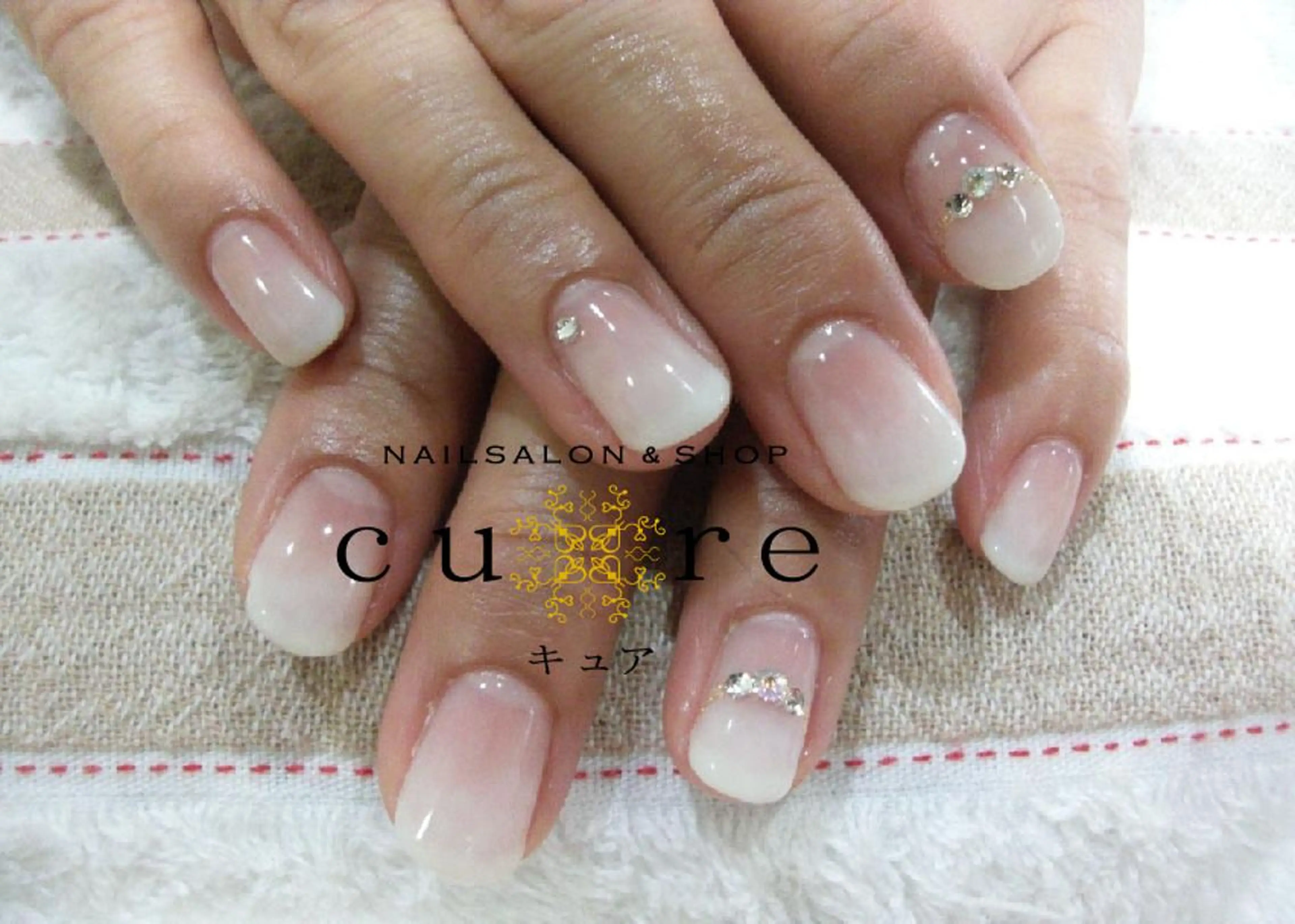 ミディアム ネイル ネイルサロン Cureのネイルデザイン