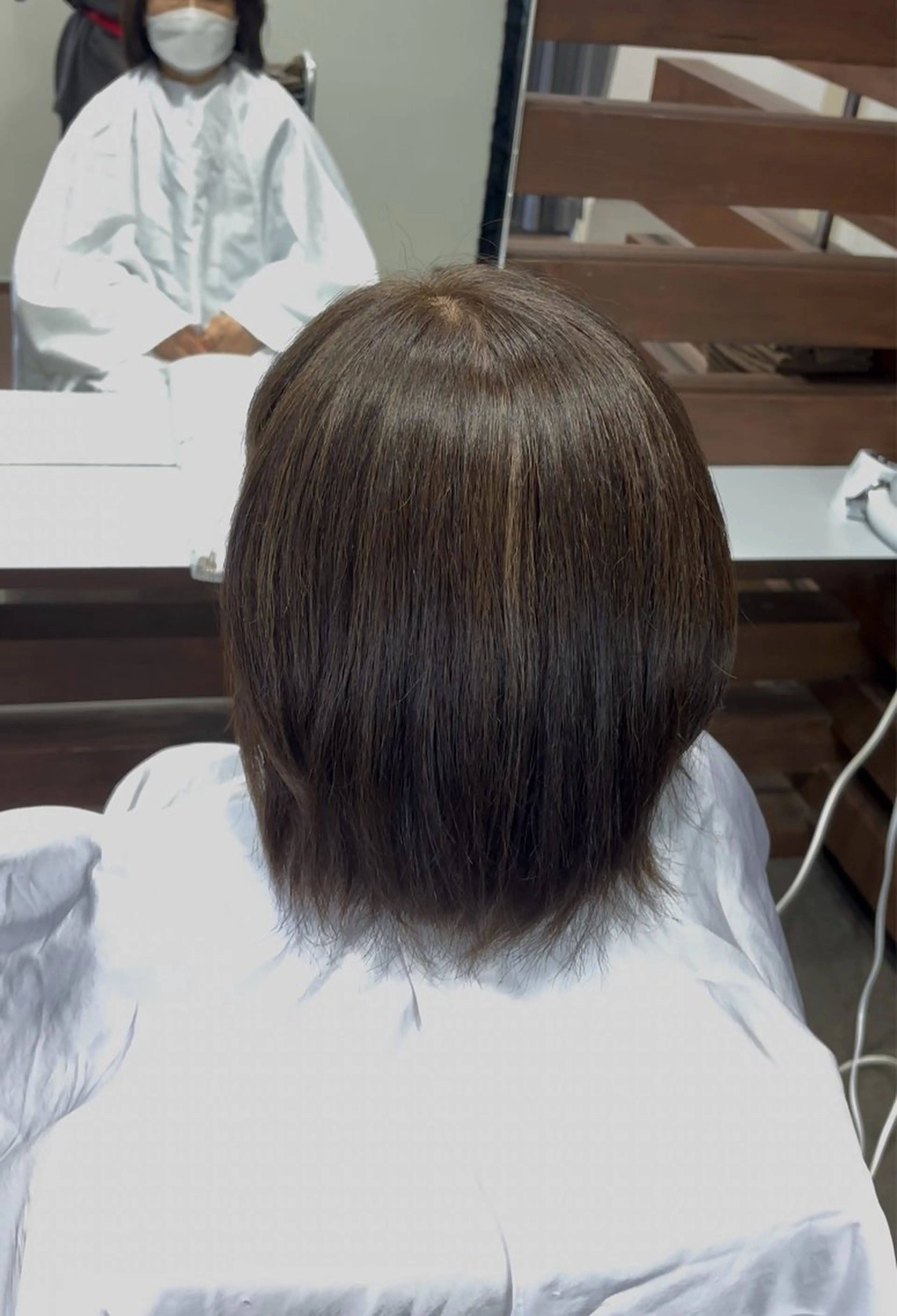 ショート ヘアカラー LiL しおんのヘアスタイル
