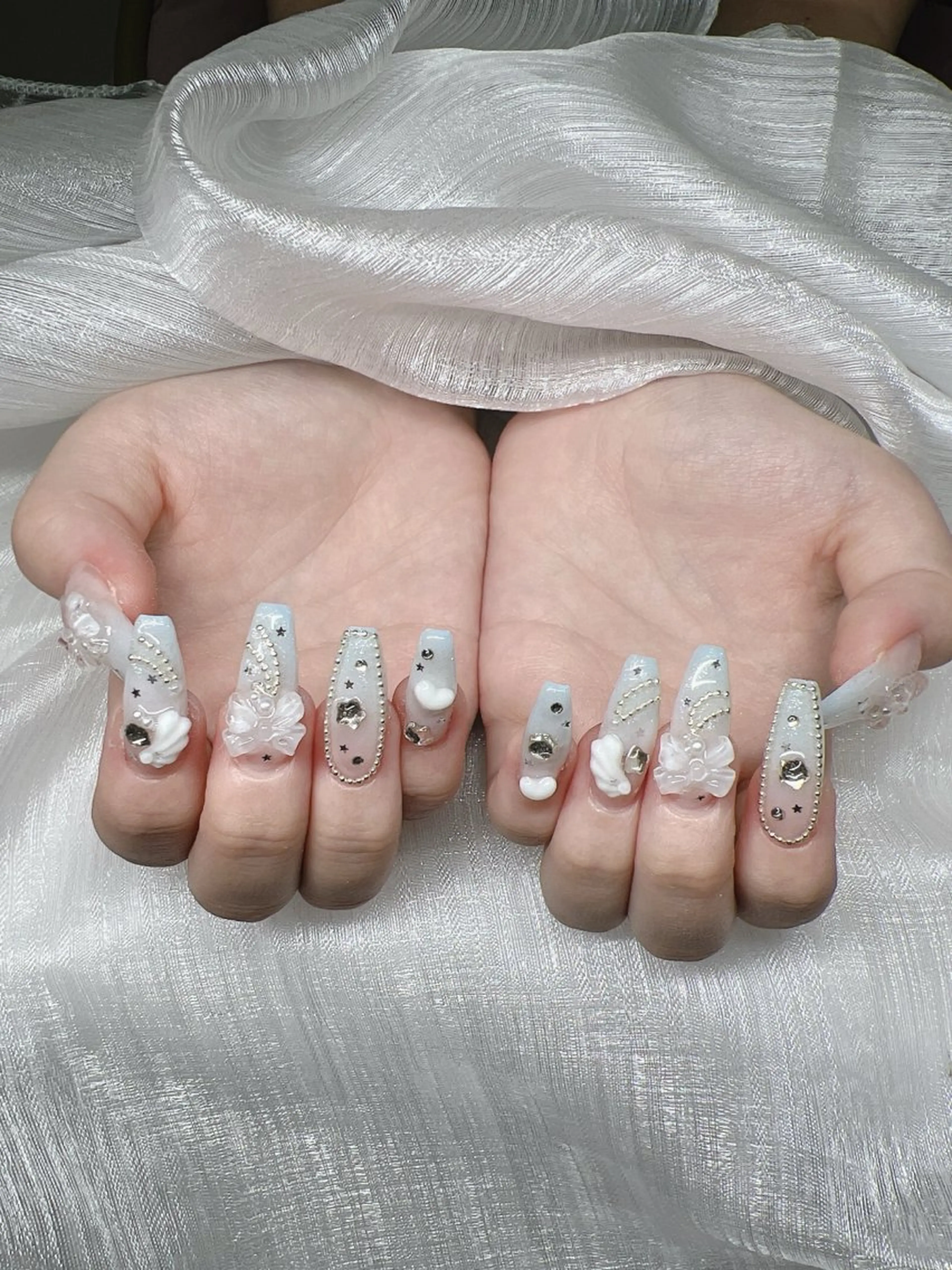 ネイル 長さ出し グラデーション キラキラネイル マグネットネイル ニュアンスネイル ハンドネイル Lee Nails チップ長さだし専門店のネイルデザイン