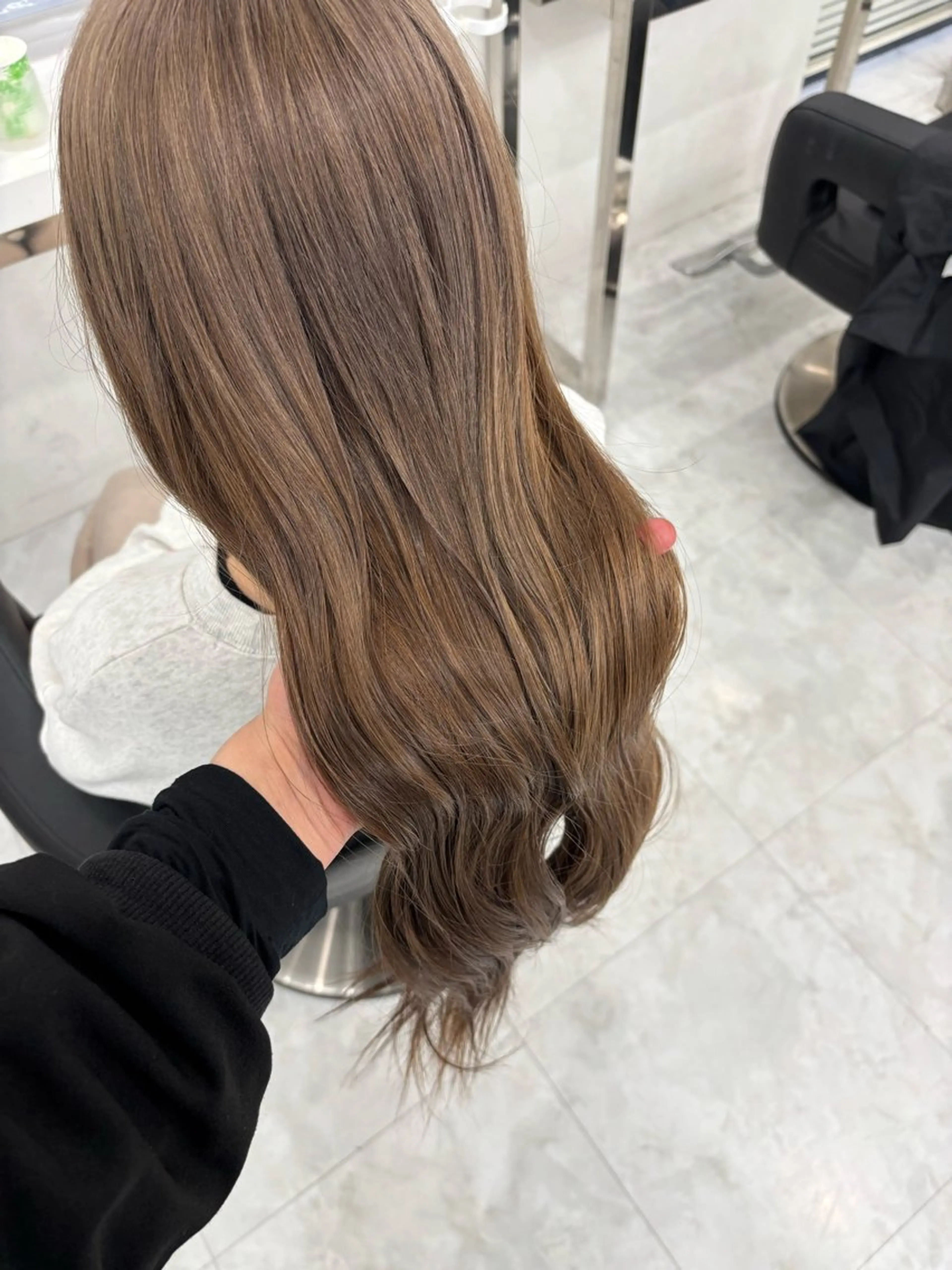 ミディアム カット ヘアカラー トリートメント 上品🤍韓国レイヤー /透明感🤍FUGAのヘアスタイル