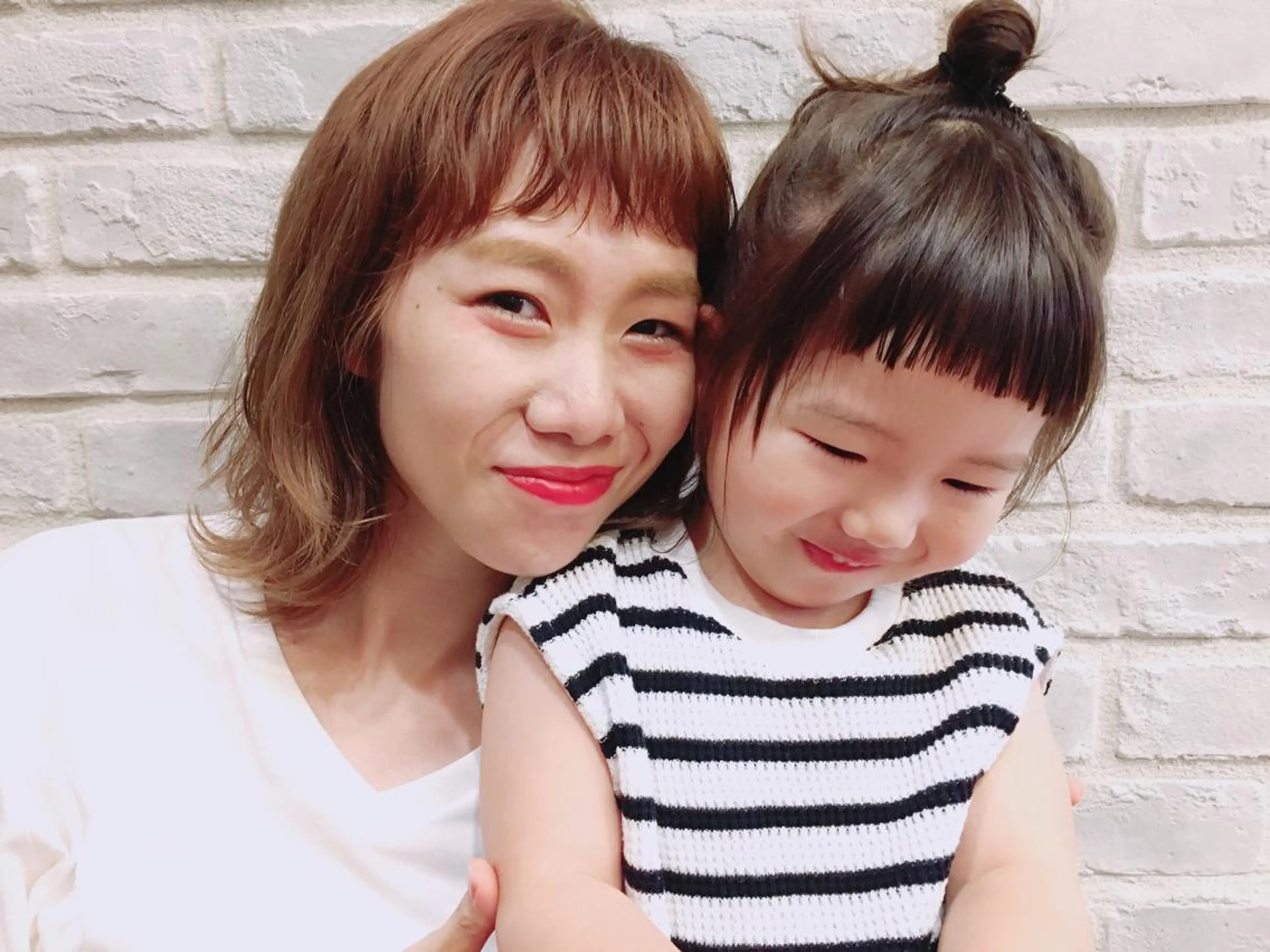 ミディアム カラー パーマ ヘアアレンジ キッズ ミディアムパーマ rico_by ヘアとアイブロウの眉毛・アイブロウイメージ