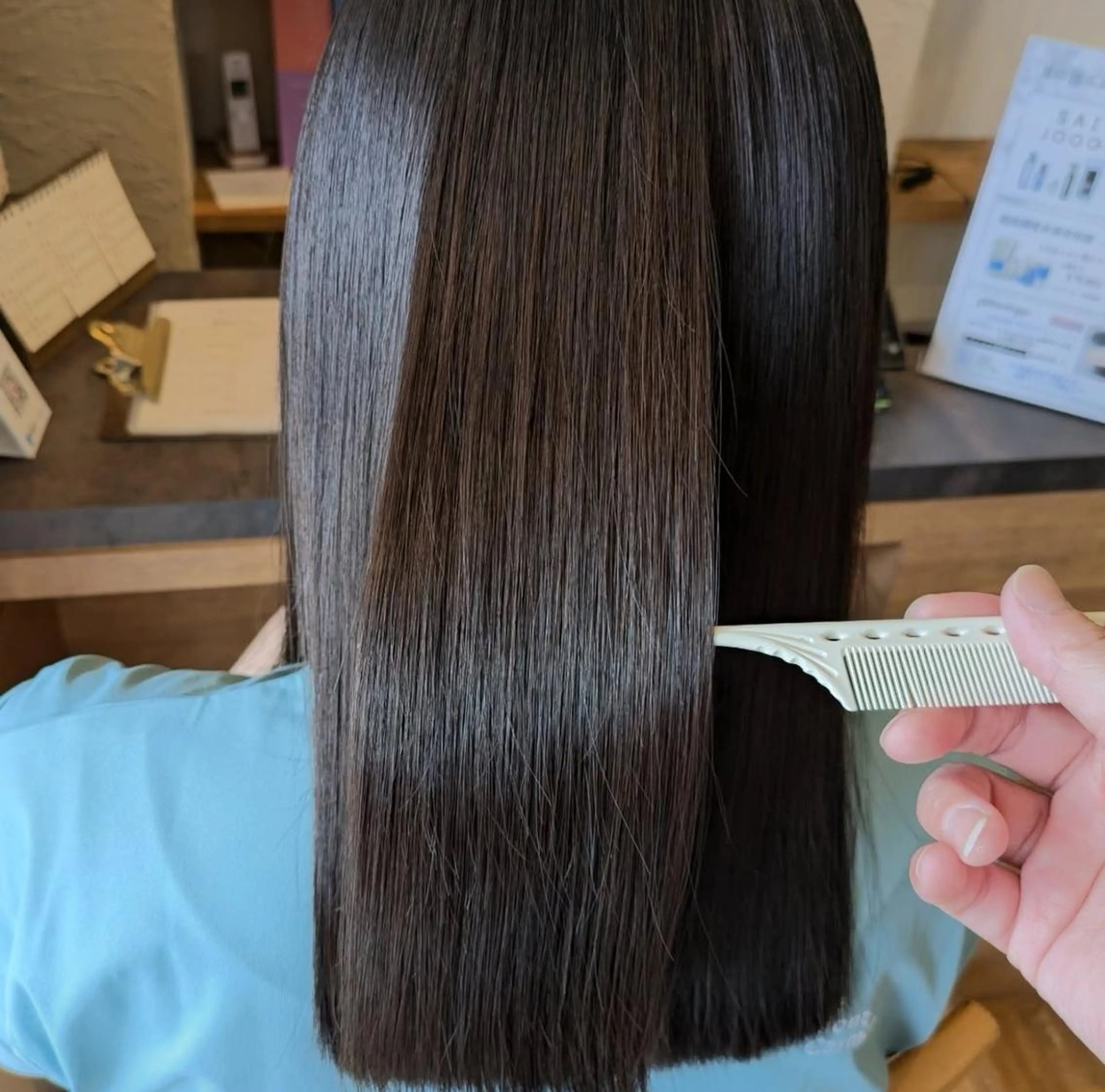 セミロング カット 縮毛矯正 中谷　千鶴 ◎ブリーチカラー得意のヘアスタイル