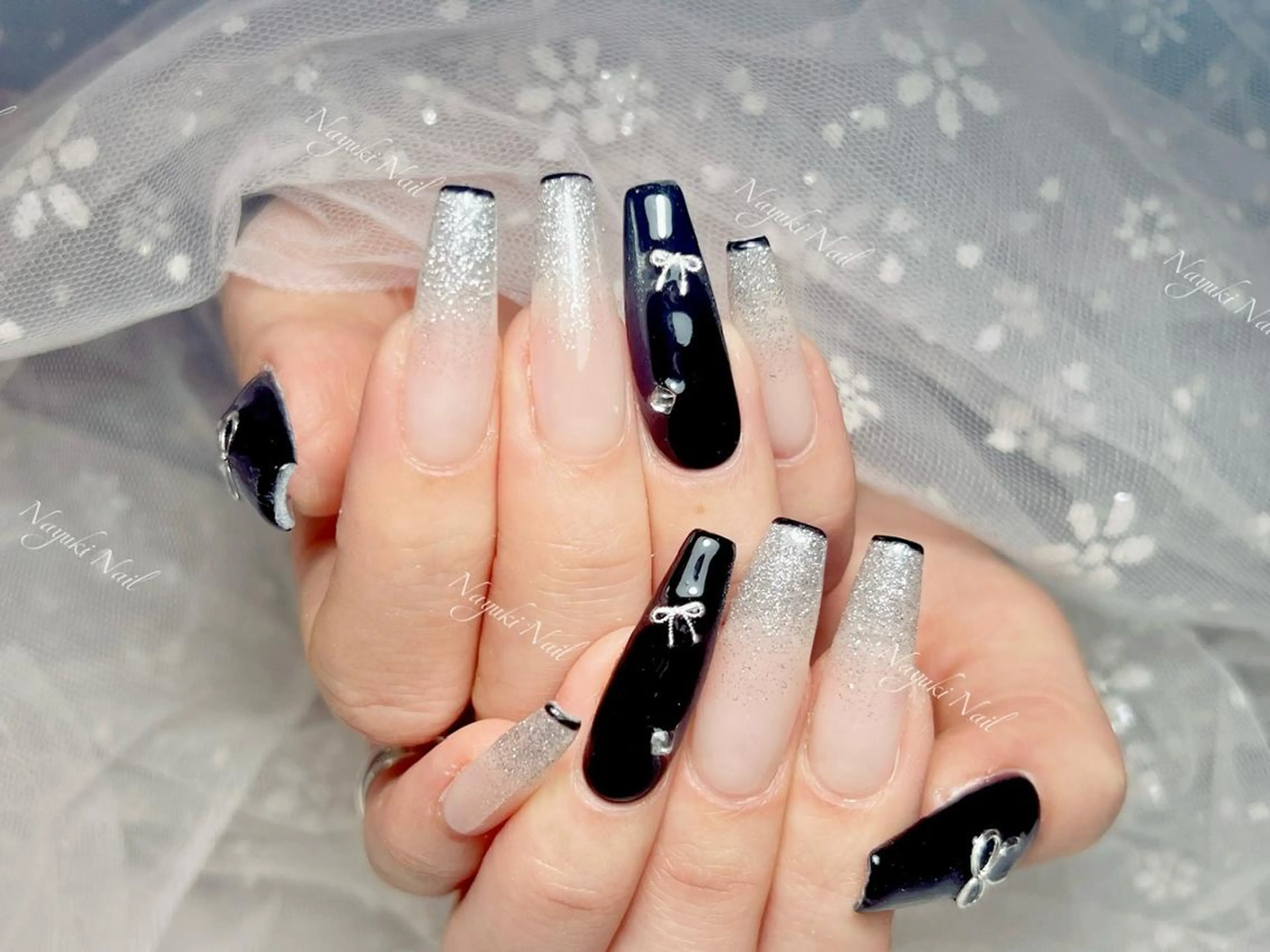 ネイル 🦋 Queenieのネイルデザイン