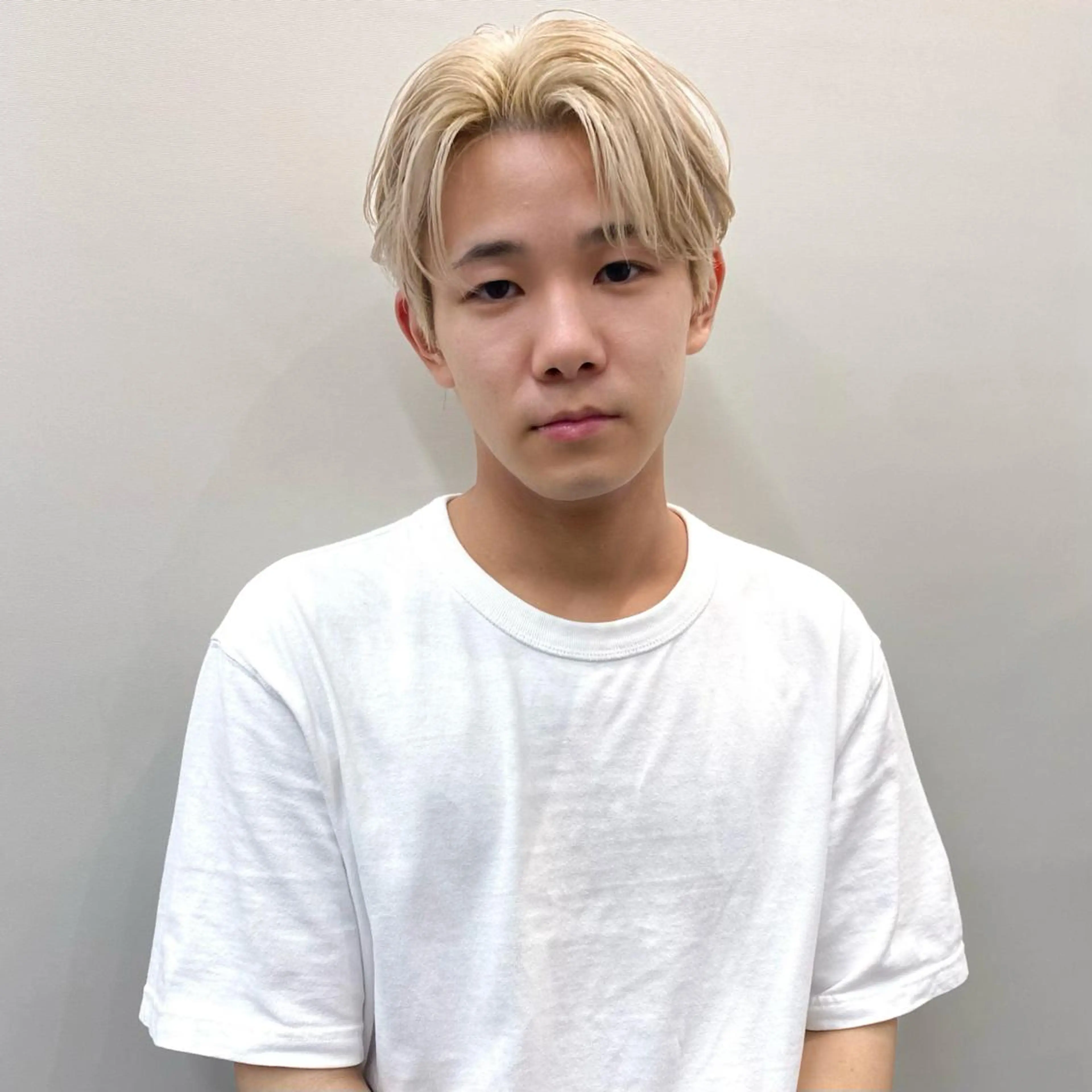 ショート カラー メンズ ダウンパーマ 【sity.ザイク】のヘアスタイル