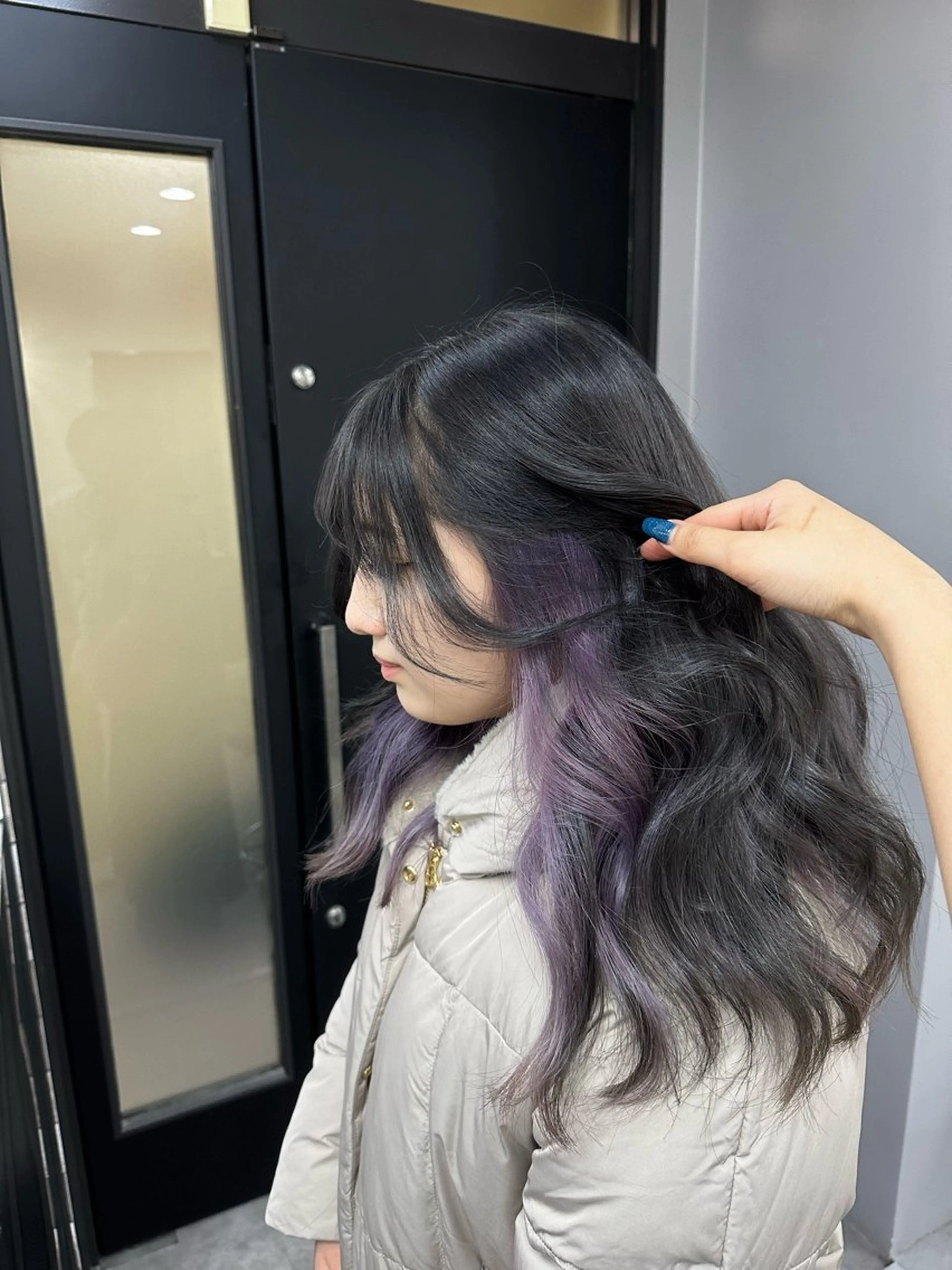 セミロング カラー ブリーチ 天野 タイナのヘアスタイル