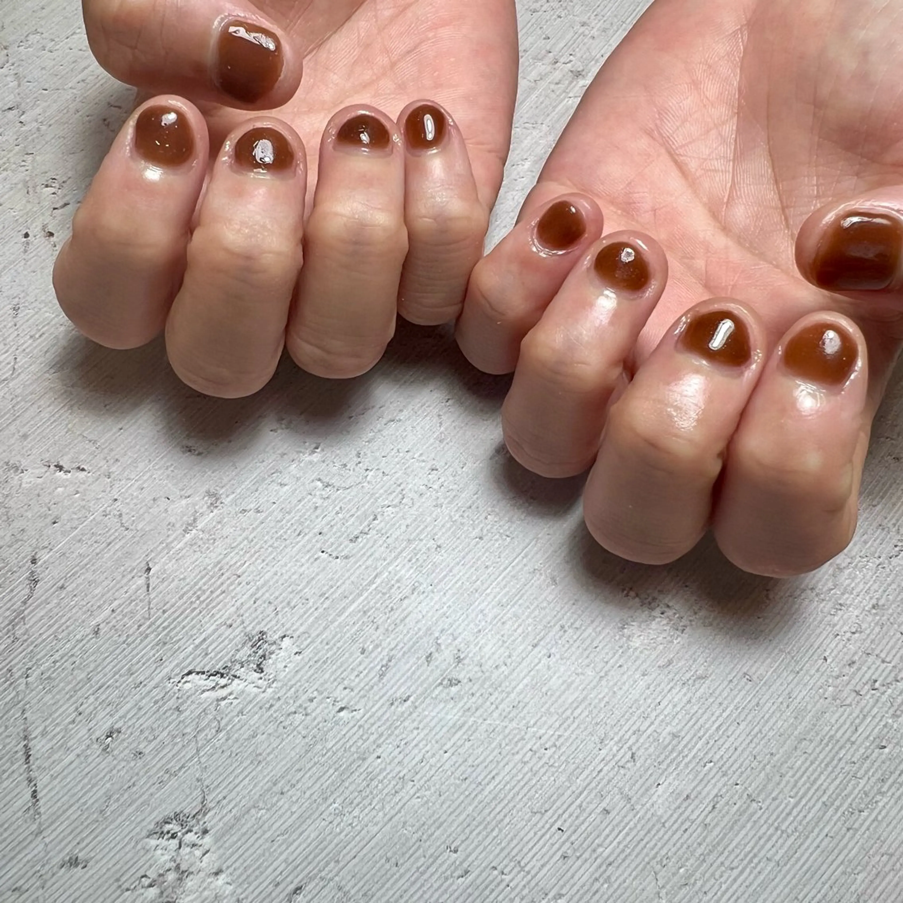 ネイル ワンカラーネイル twin .のネイルデザイン