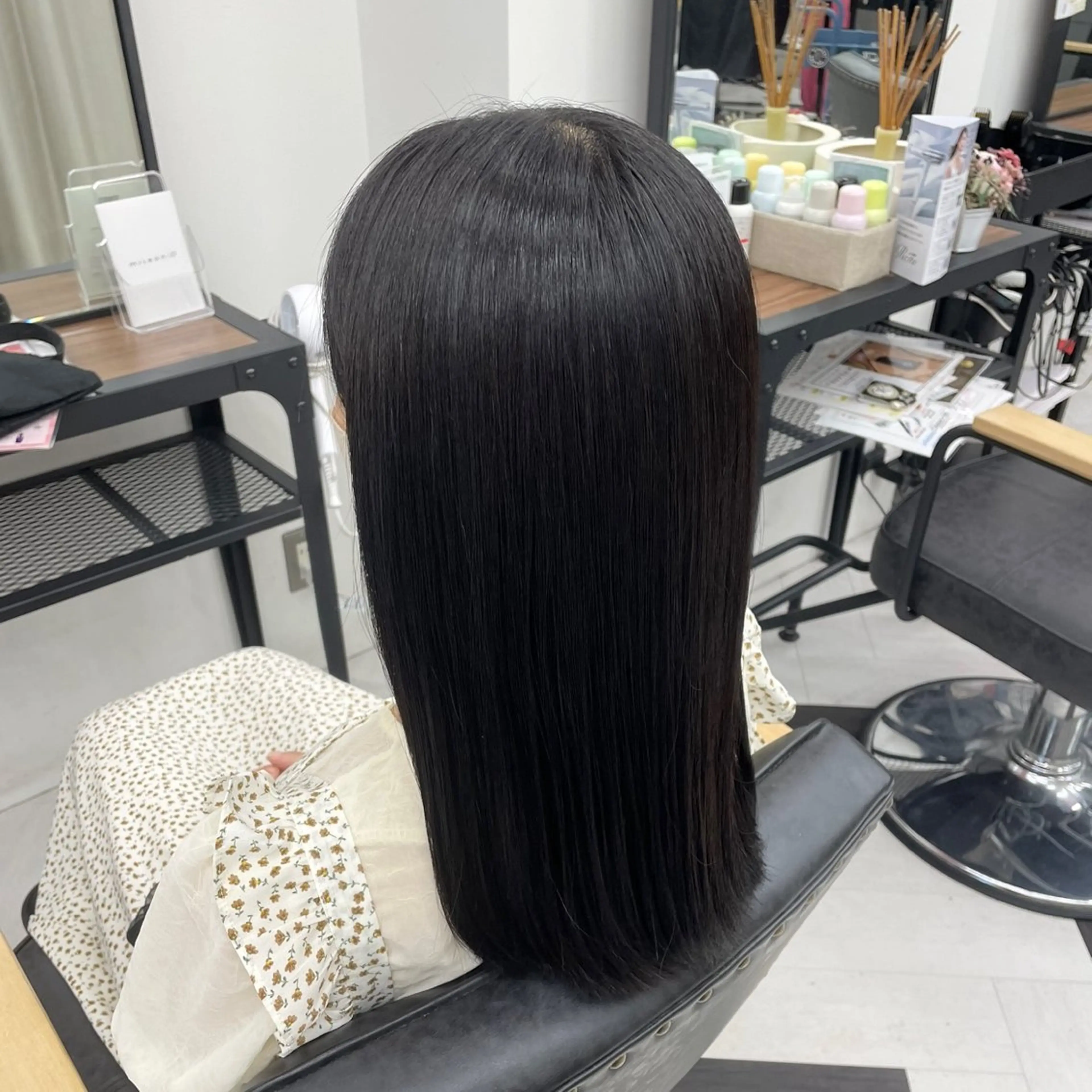 ミディアム カラー パーマ ヘアアレンジ メンズ mona/ ストレートスタイル✨のヘアスタイル