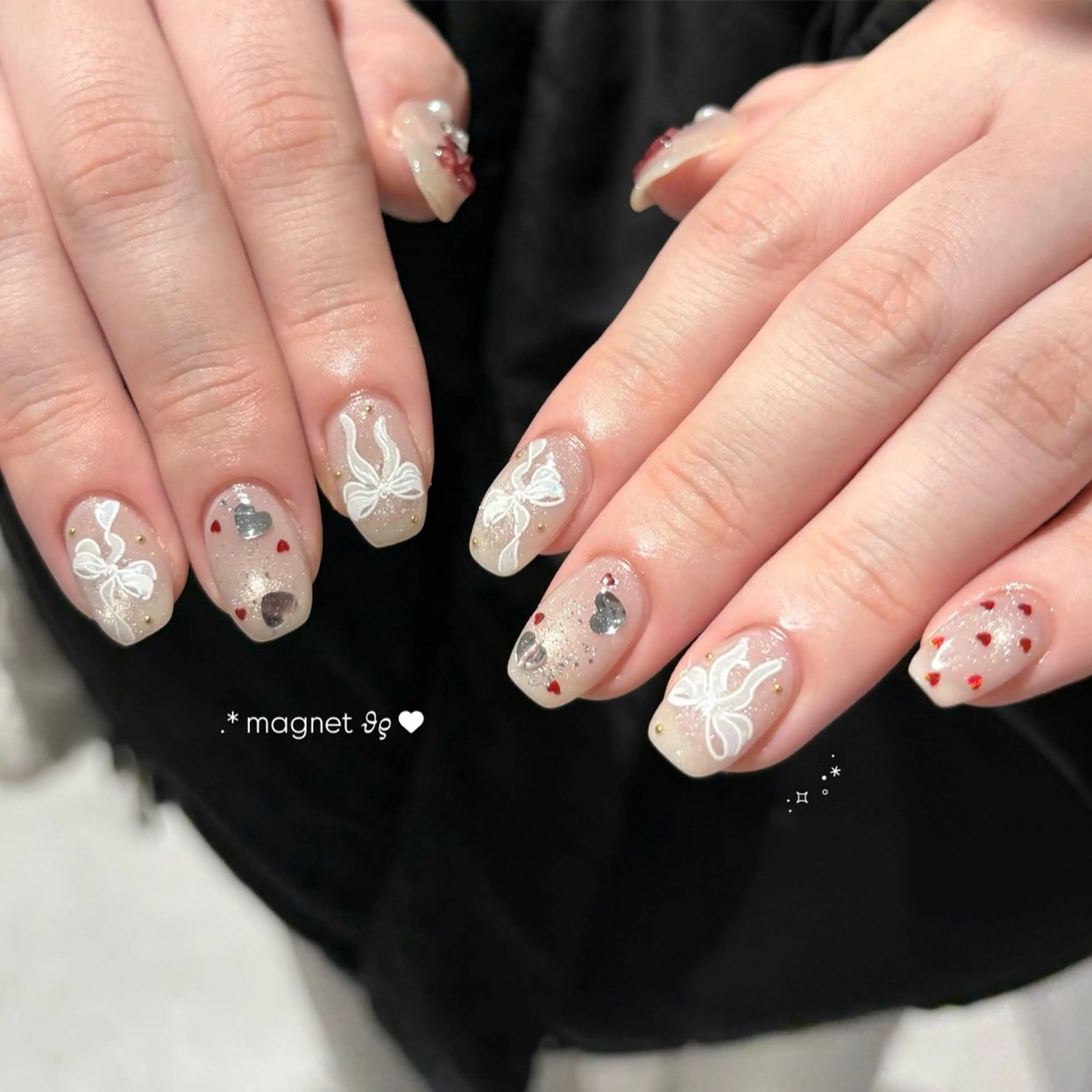 ミディアム ハンドネイル 星 みづきのネイルデザイン