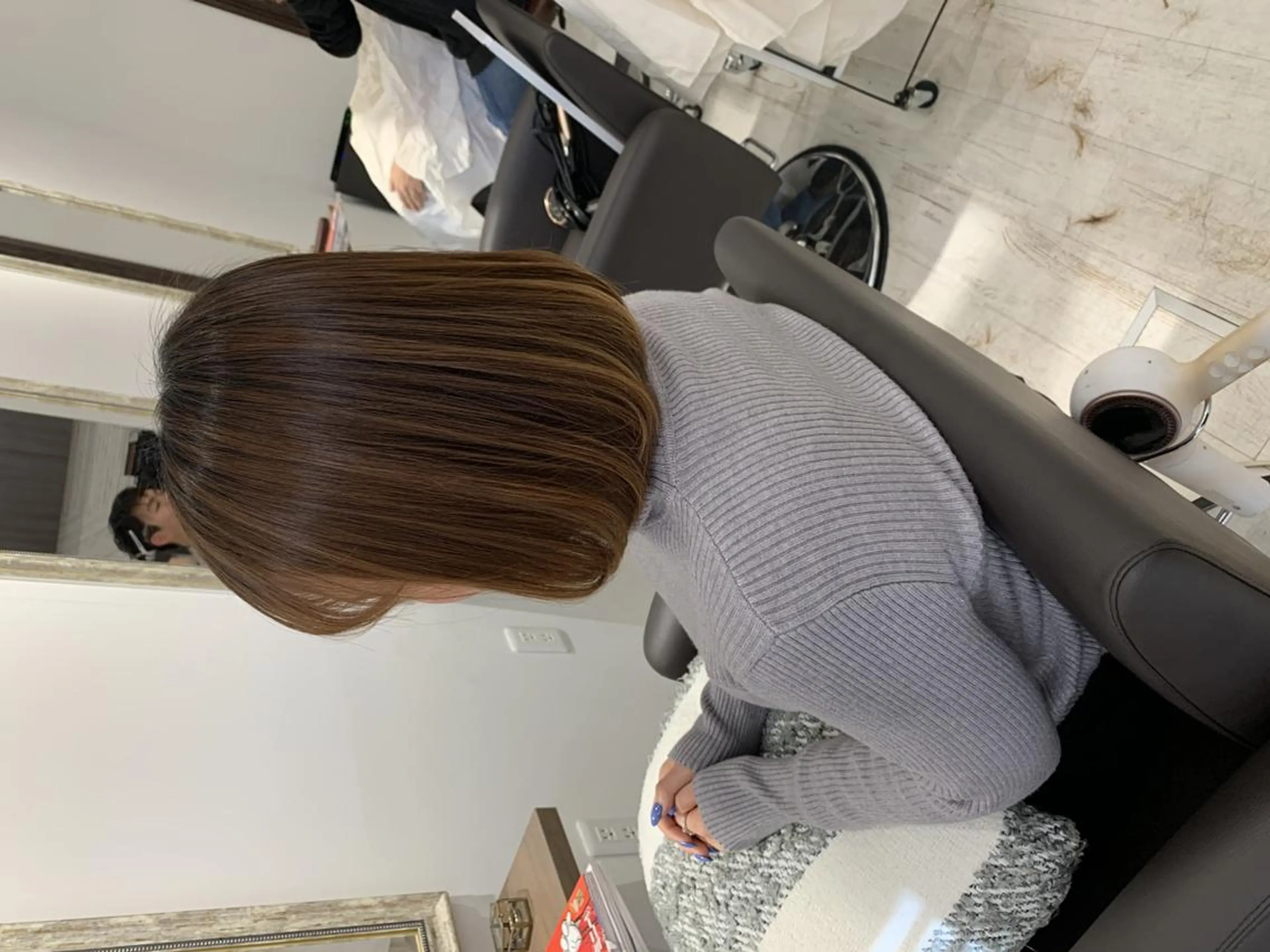 ミディアム 瀬尾 由希菜のヘアスタイル